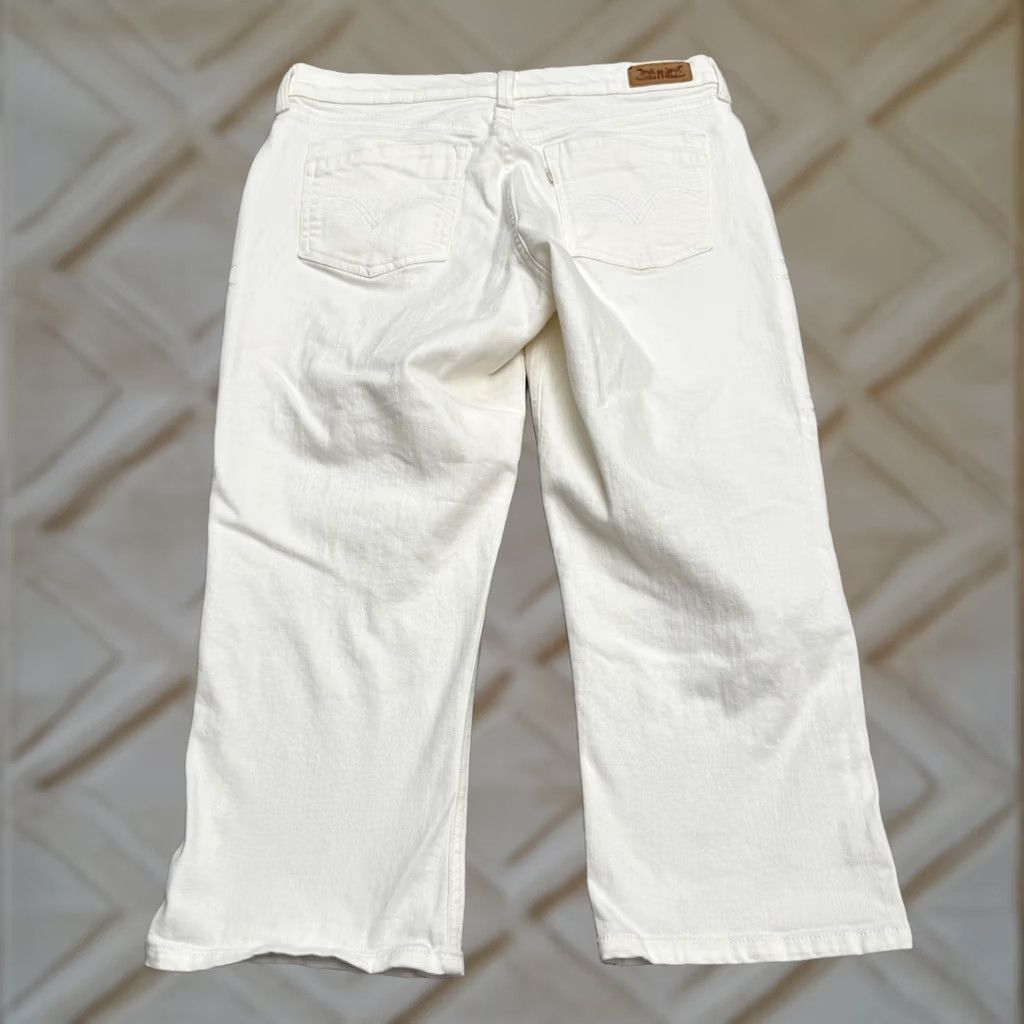 Levi's Levi's 51710 Cropped Denim Jeans Womens 6 Winter White Embroidered Star Sample City Streetwear Jeans 6 Womens White Planet? Size 28" / US 6 / IT 42 - 1 Thumbnail