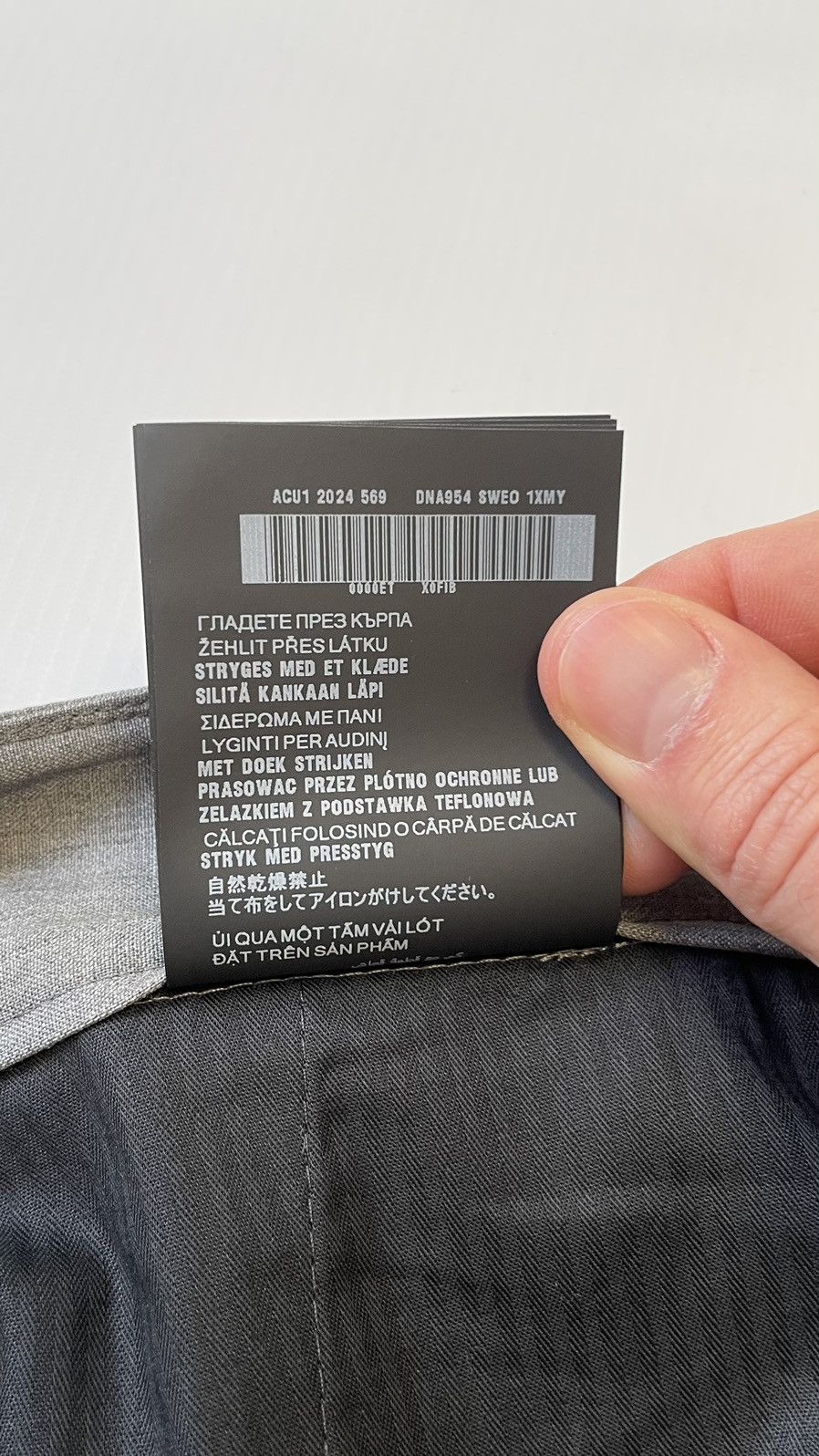 Prada S/S 24 Wide Leg Wool Work Pants Size US 32 / EU 48 - 7 Thumbnail