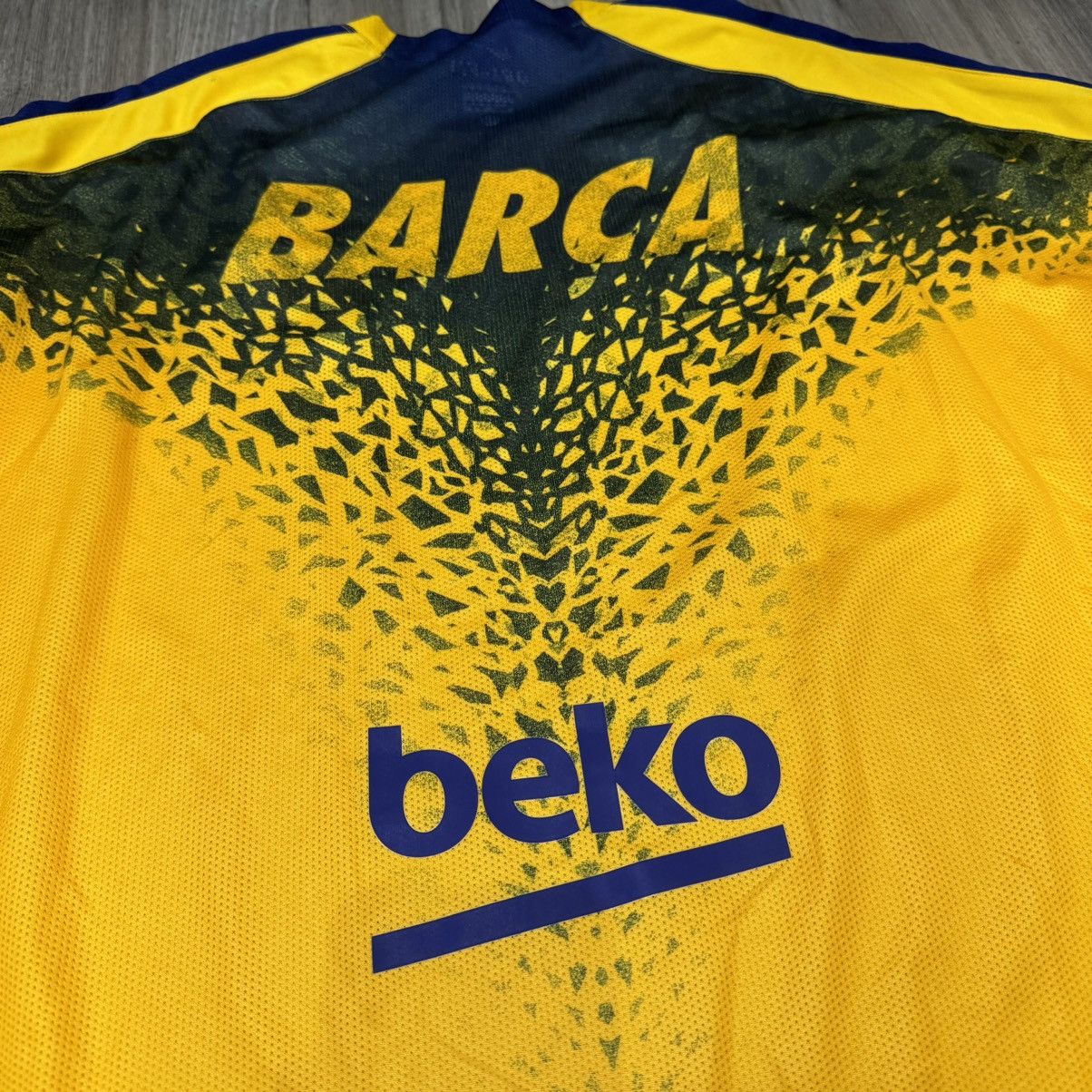 Nike Barcelona 15/16 pre-match training shirt(bnwt) Size US XL / EU 56 / 4 - 4 Thumbnail