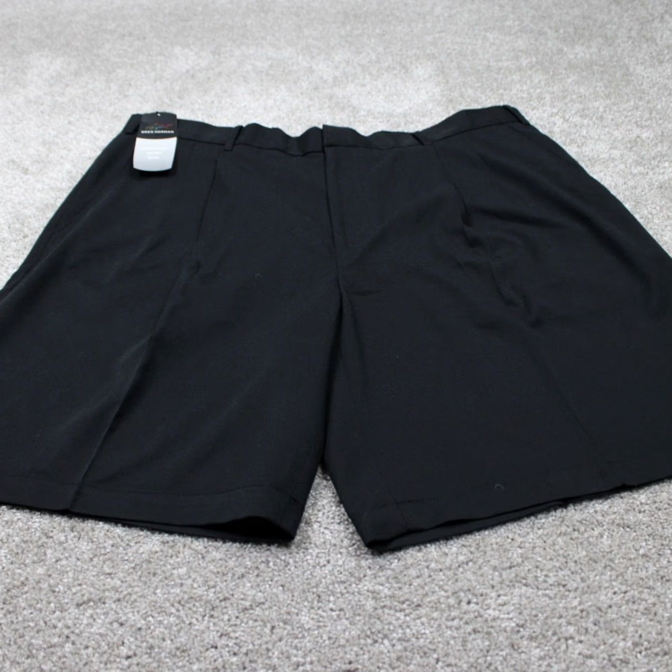 Essentials Greg Norman Essentials Golf Shorts NWT Mens 40 Black Polyester 10" inseam Chino Short Slim? Regular Fit Adults Mens Black Golf Shorts Size US 40 / EU 56 - 2 Thumbnail