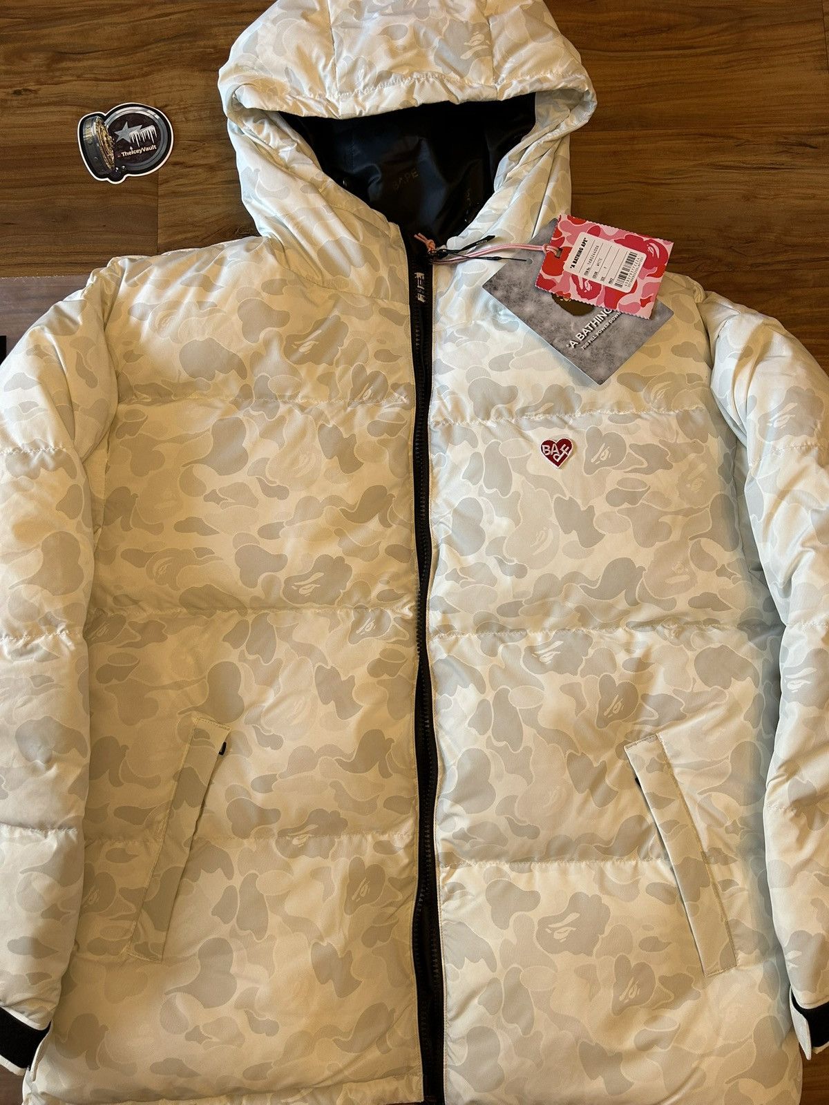 Bape NEW Bape Womens Apee White Camo Down Jacket Size S / US 4 / IT 40 - 3 Thumbnail