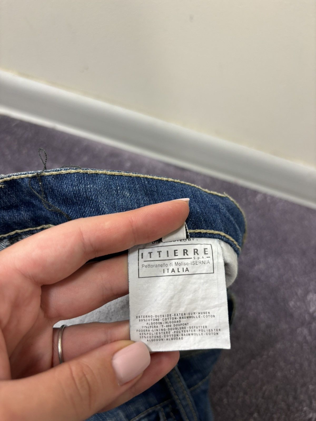 Dolce & Gabbana Vintage Dolce & Gabbana Women’s Embroidered Logo Denim Jeans Size 34" / US 12 / IT 48 - 19 Thumbnail