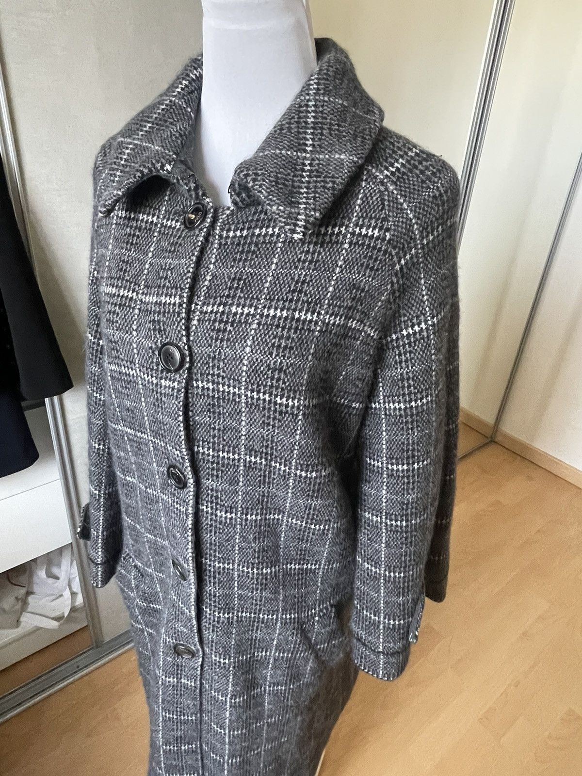 Dior CHRISTIAN DIOR Coat. Size M / US 6-8 / IT 42-44 - 3 Thumbnail