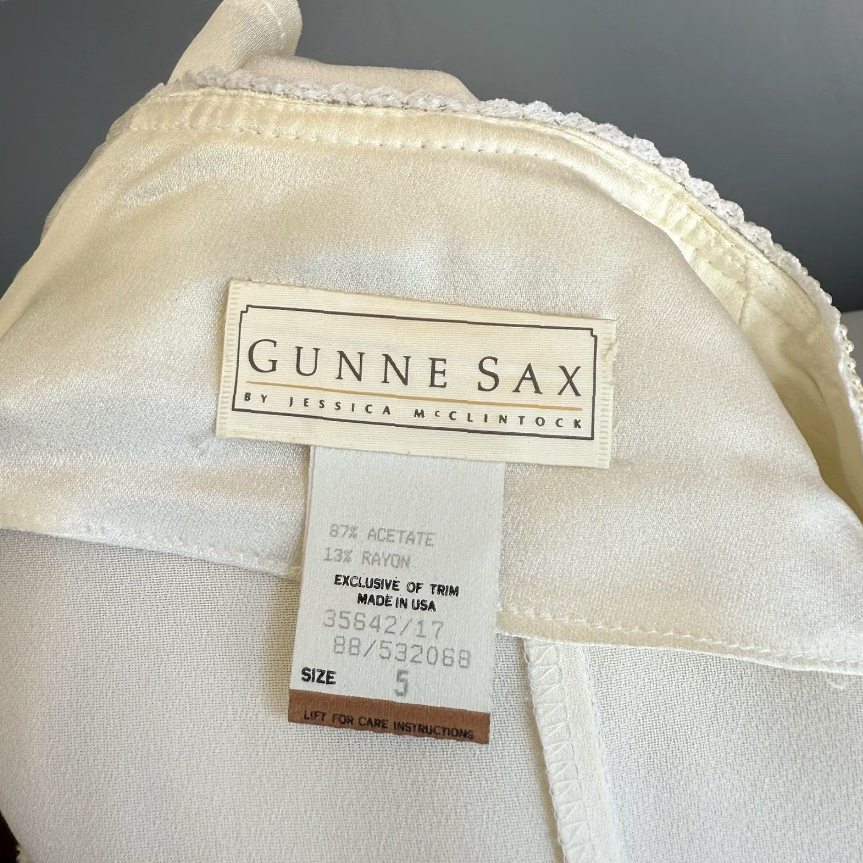 Vintage Vtg Jessica Gunne Sax Sz 5 Lace Beads Satin Edwardian Button Up Blouse Ivory Size S / US 4 / IT 40 - 6 Thumbnail