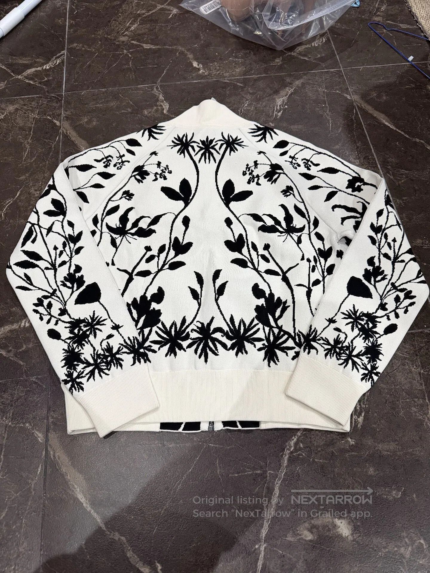 Alexander McQueen Alexander McQueen Slim Embroidered Set. Size US M / EU 48-50 / 2 - 7 Thumbnail