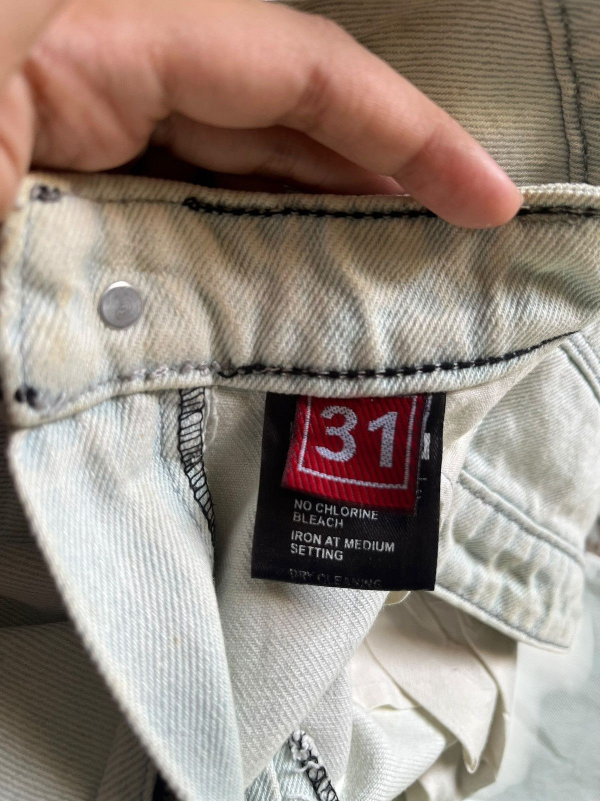 Diesel Vintage Diesel Ultra Light Wash Straight Jeans Size 31" - 5 Thumbnail
