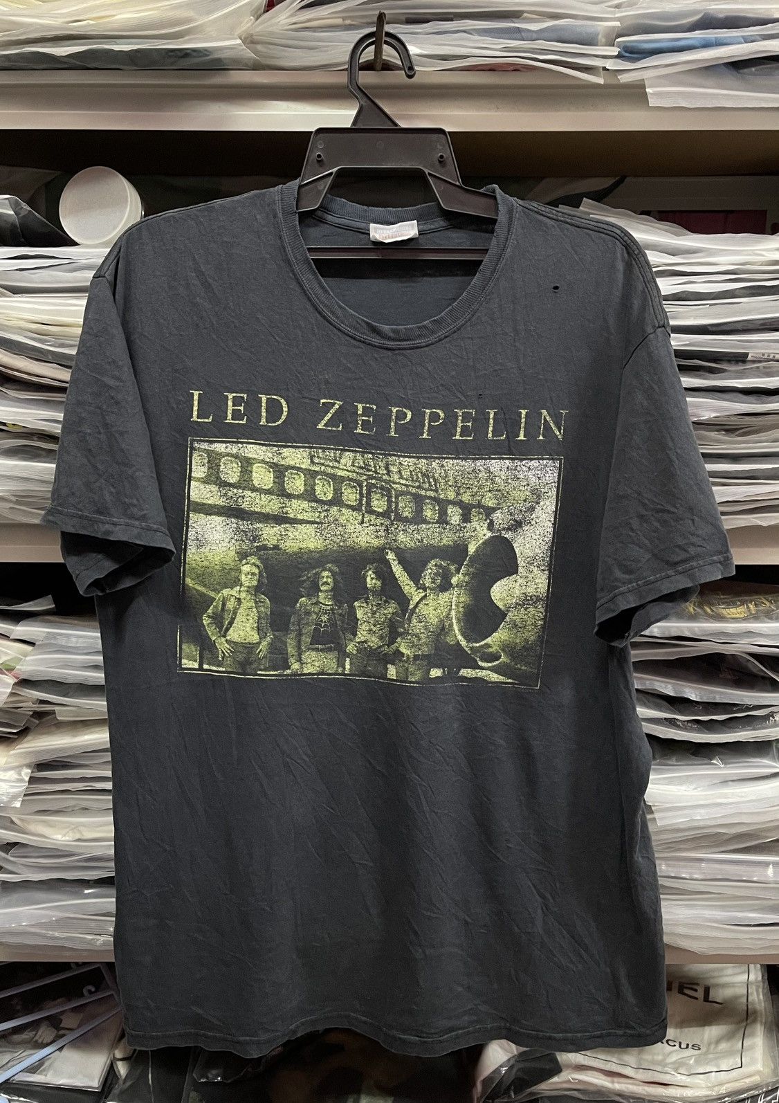 Band Tees Vintage Y2K Distressed Led Zeppelin🔥🔥🔥 Size US L / EU 52-54 / 3 - 1 Thumbnail