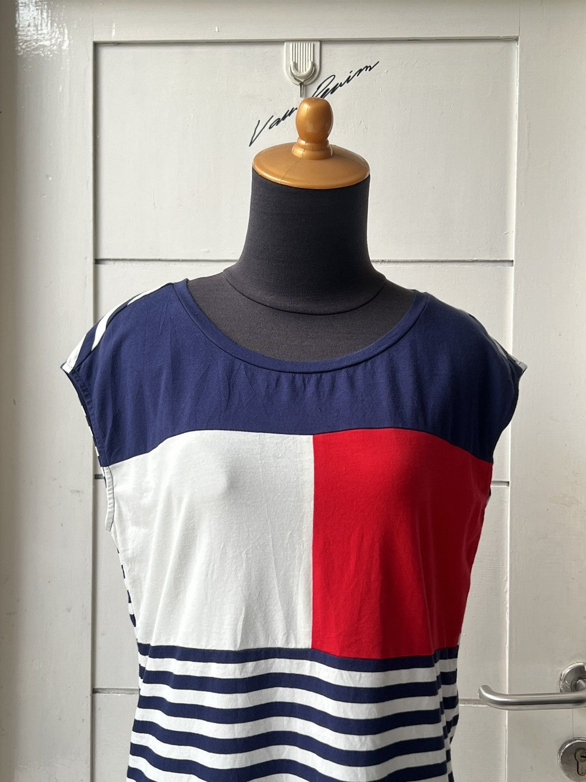 Tommy Hilfiger Tommy Hilfiger Midi Dress Size S / US 4 / IT 40 - 2 Thumbnail