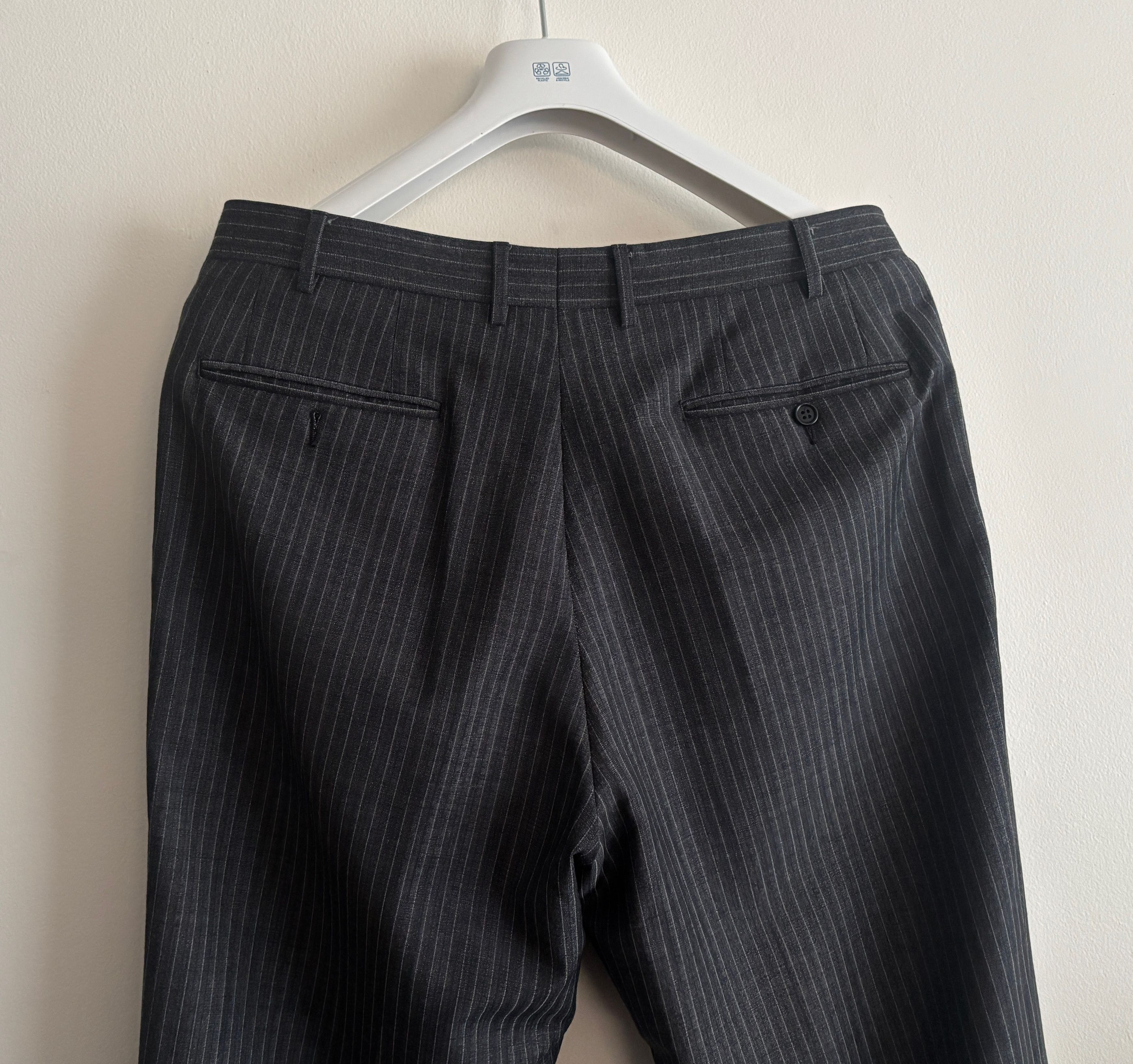 Canali $2100 Charcoal Grey Pinstripe Wool Suit -- 44 Pants 36 Size 44R - 14 Thumbnail