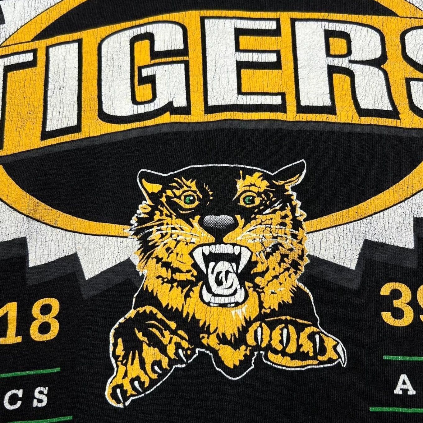 Hanes VINTAGE Hanes NCAA Missouri Tigers College Graphic Single Stitch T-Shirt Large Mens Black 90s Graphic Print Tigers Football Size US L / EU 52-54 / 3 - 6 Thumbnail