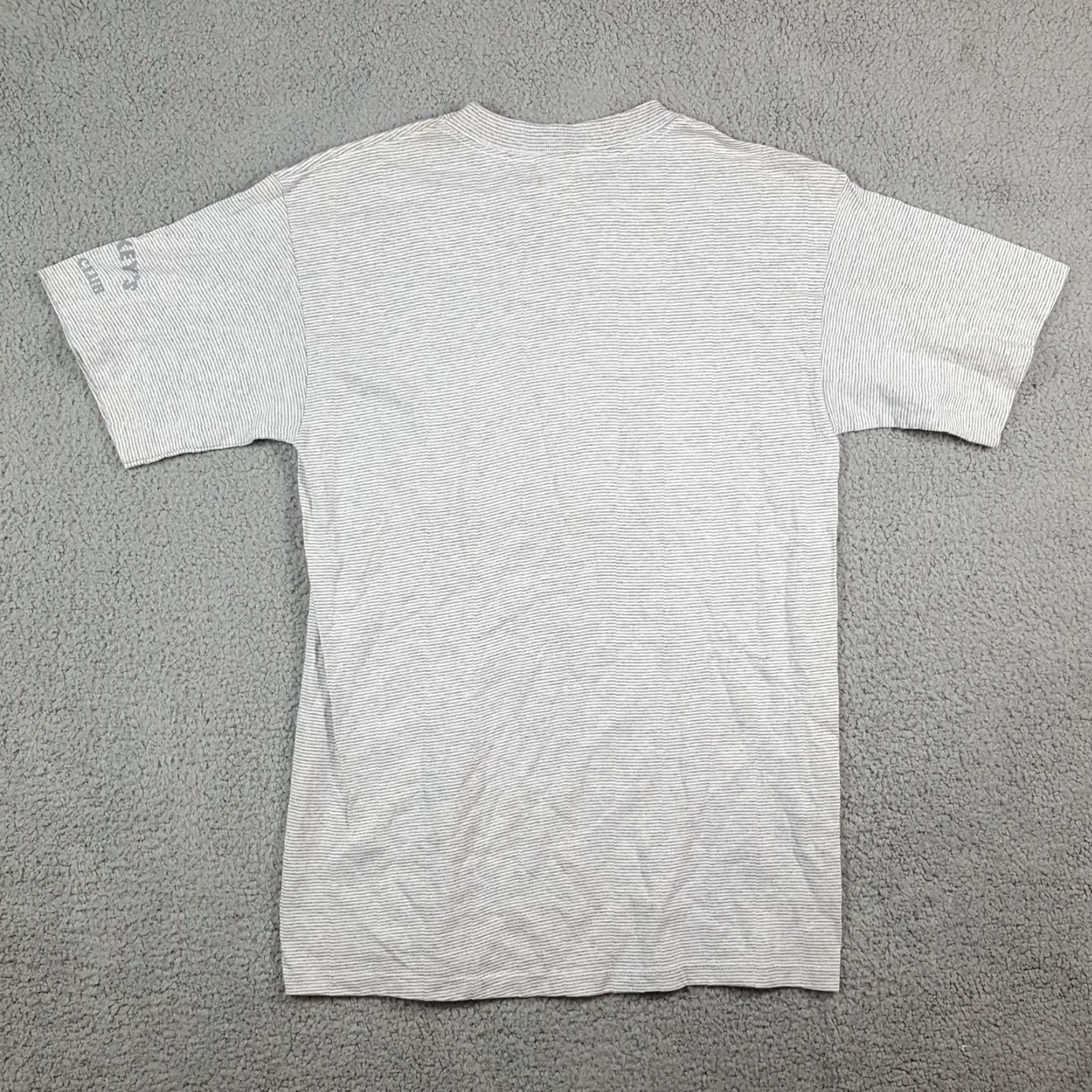 Vintage Vintage Disney Mickey Mouse Golf Club T-Shirt Short Sleeve Men M Gray Cartoon Retro Y2K USA Size US M / EU 48-50 / 2 - 6 Thumbnail