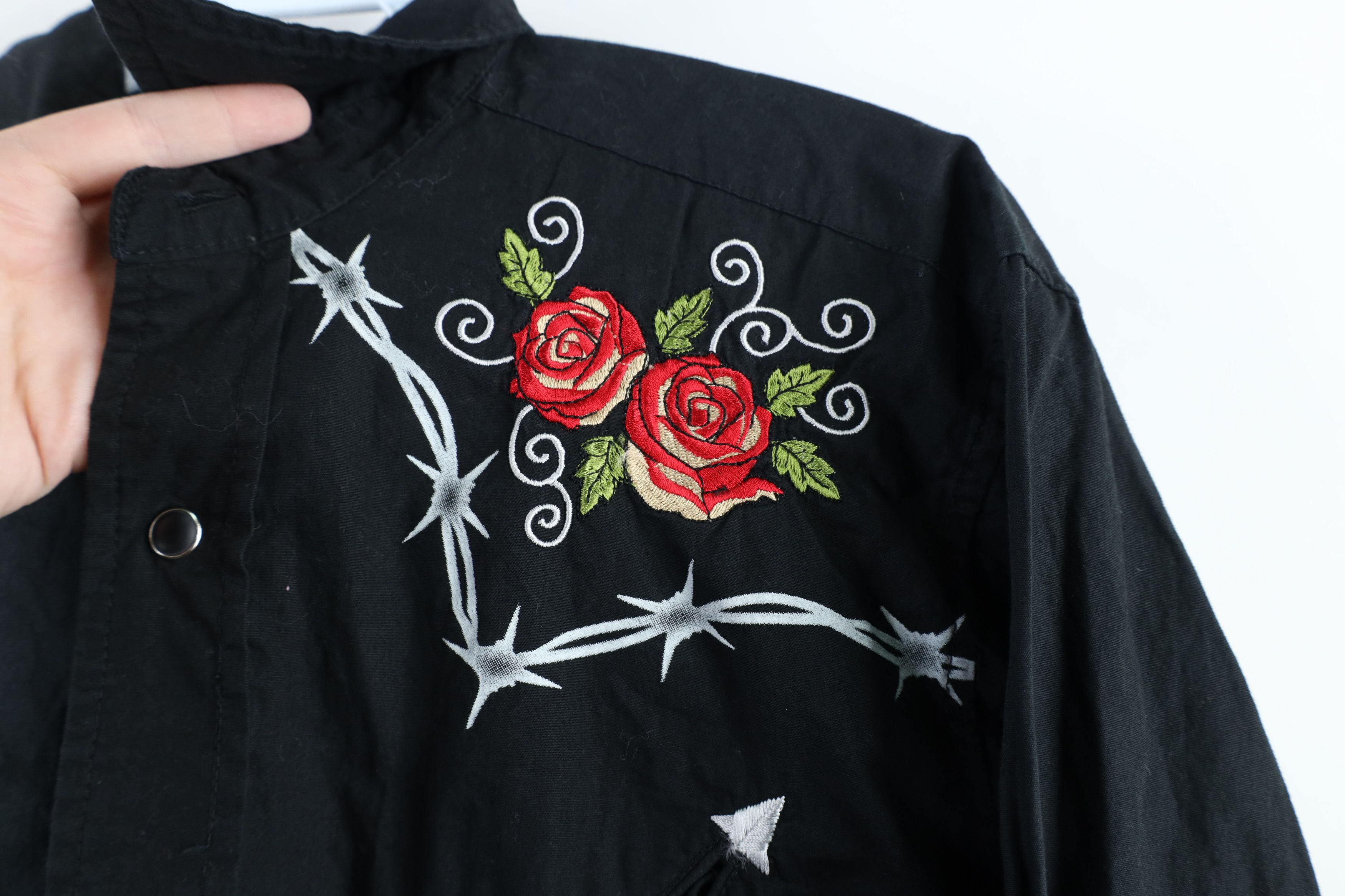 Vintage Vintage Rockabilly Rose Skull Snap Button Shirt Black Size US S / EU 44-46 / 1 - 5 Thumbnail
