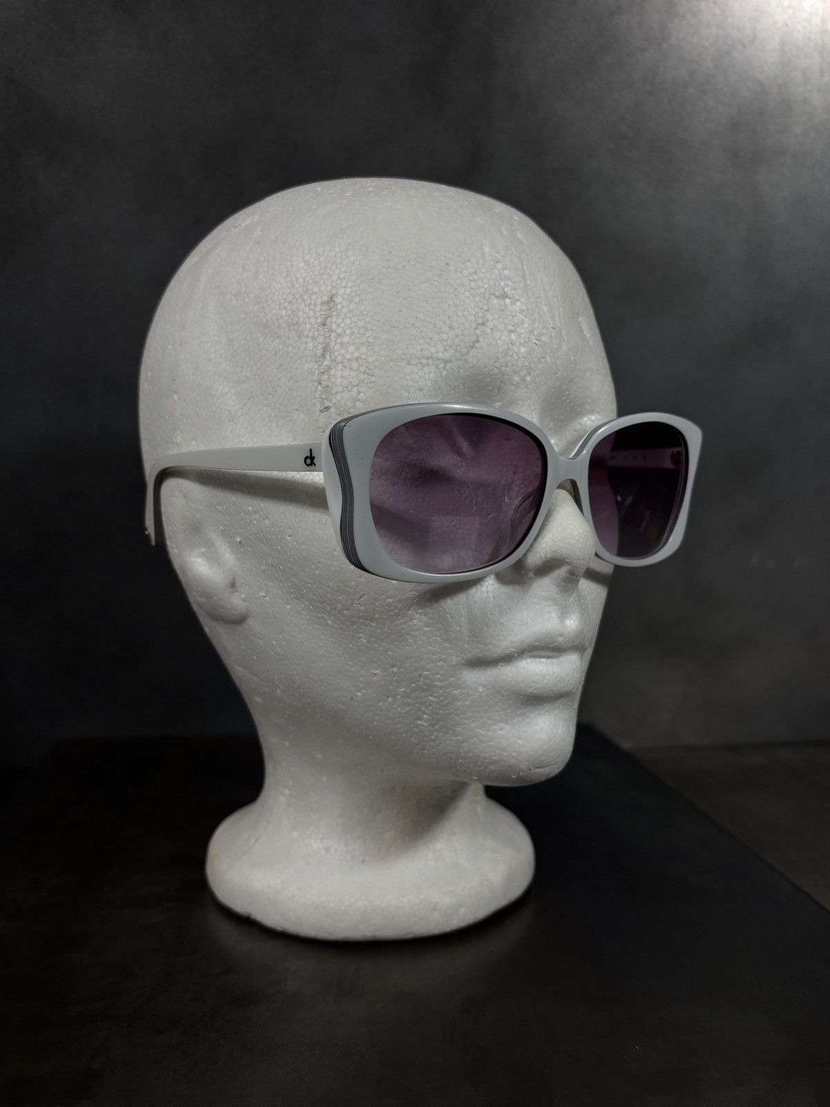 Calvin Klein F/W 2009 Calvin Klein Sunglasses Butterfly CK 4091/S White Size ONE SIZE - 5 Thumbnail