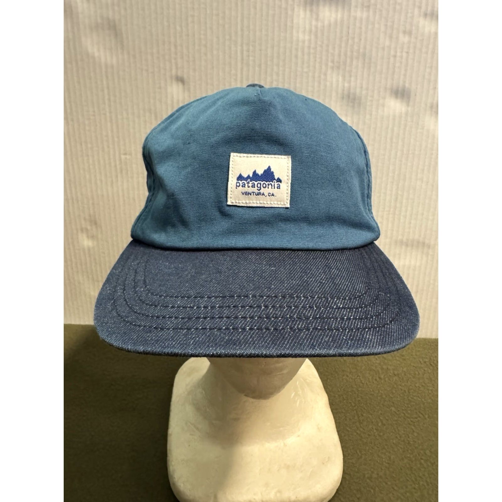 Patagonia PATAGONIA P-6 Label Trad Cap Hat Ventura CA Patch Blue Denim Brim NetPlus OSFM Mens Hat Size ONE SIZE - 2 Thumbnail