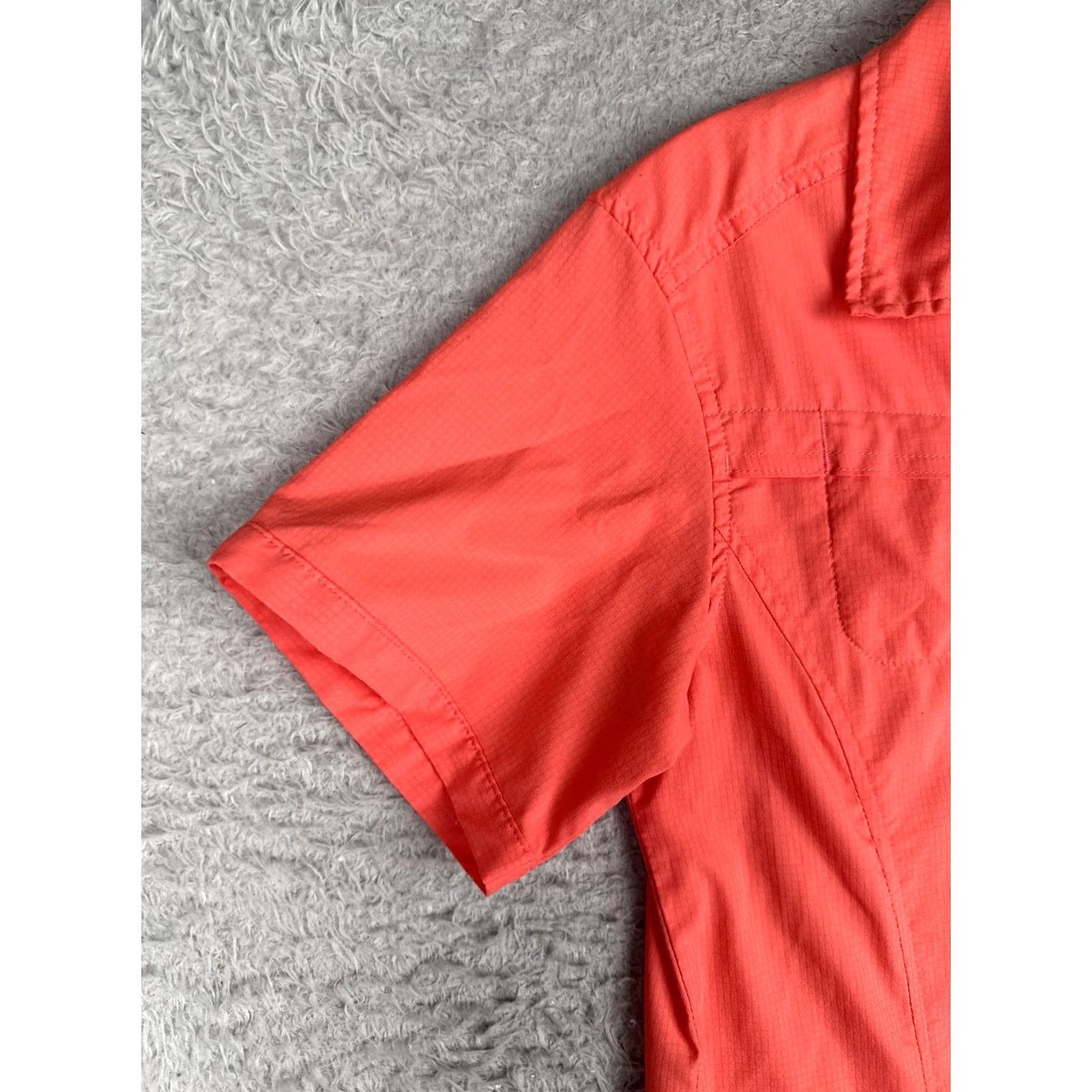 Vintage Magellan Shirt Women Small Pink Button Up Short Sleeve Pocket Poly Fish Hike Size S / US 4 / IT 40 - 3 Thumbnail