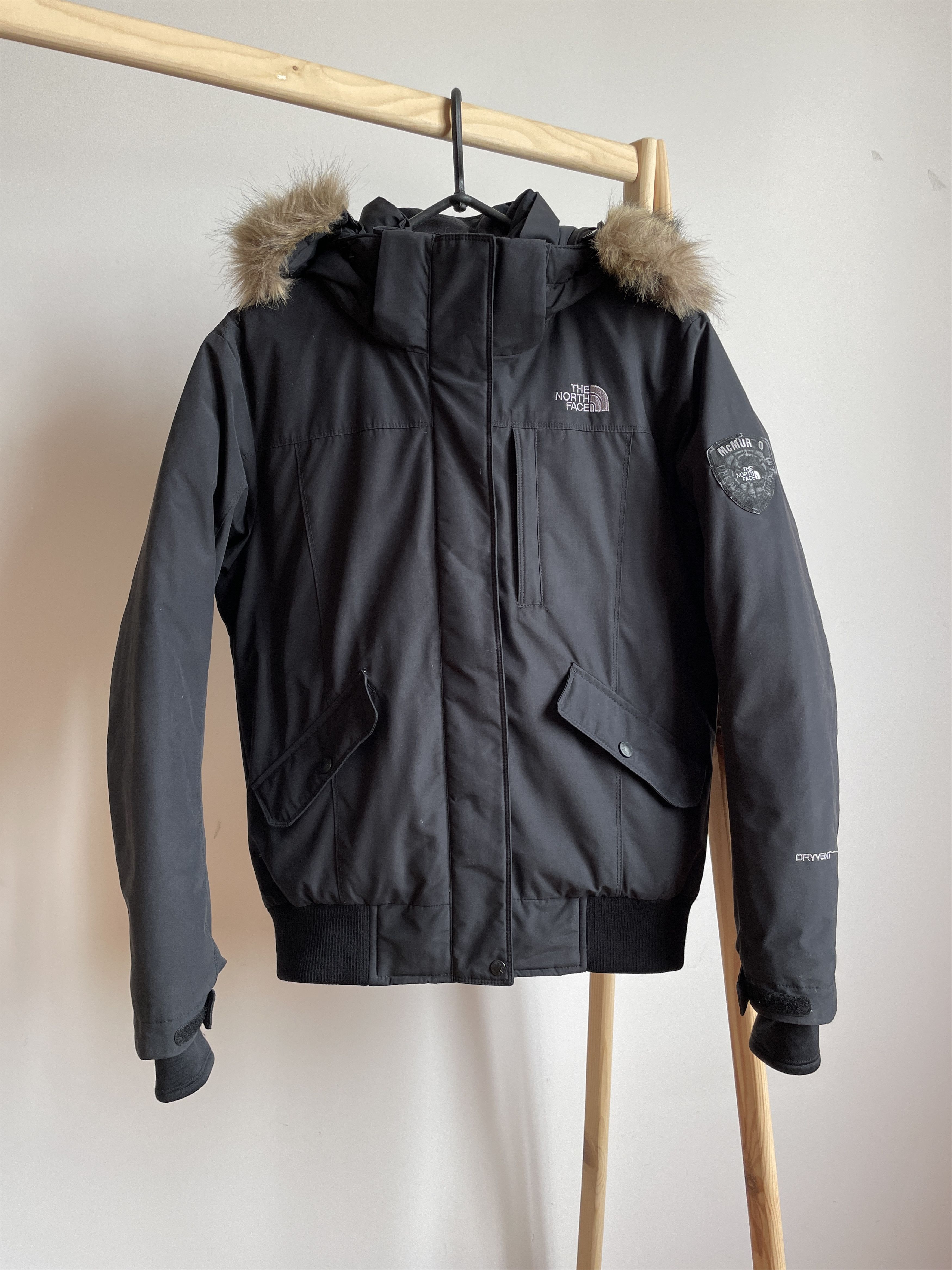 image of The North Face White Label Asian Mcmurdo Down Jacket in Black, Men's (Size Small)