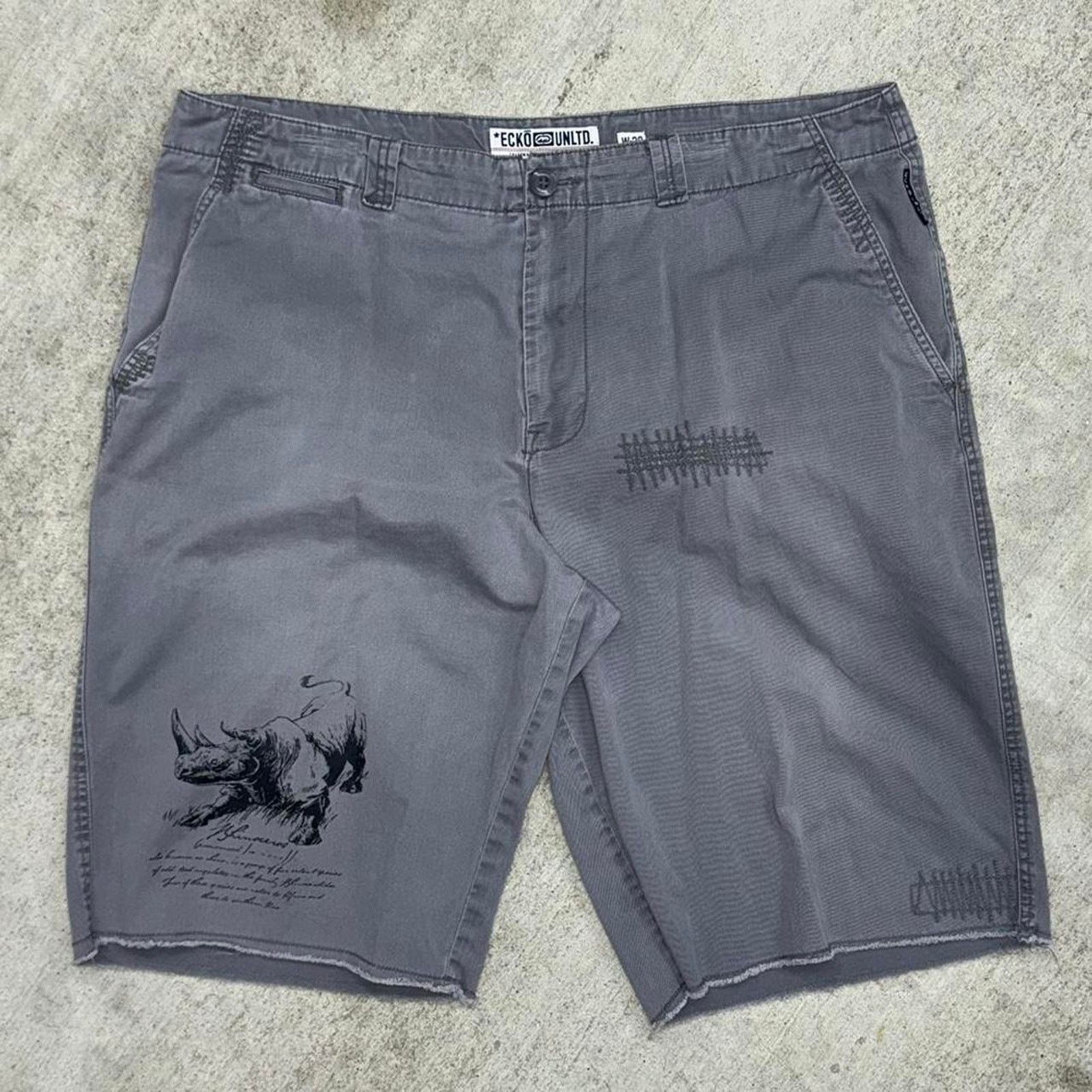 Ecko Unltd. Y2k ecko unltd grey jorts Size US 38 / EU 54 - 1 Thumbnail