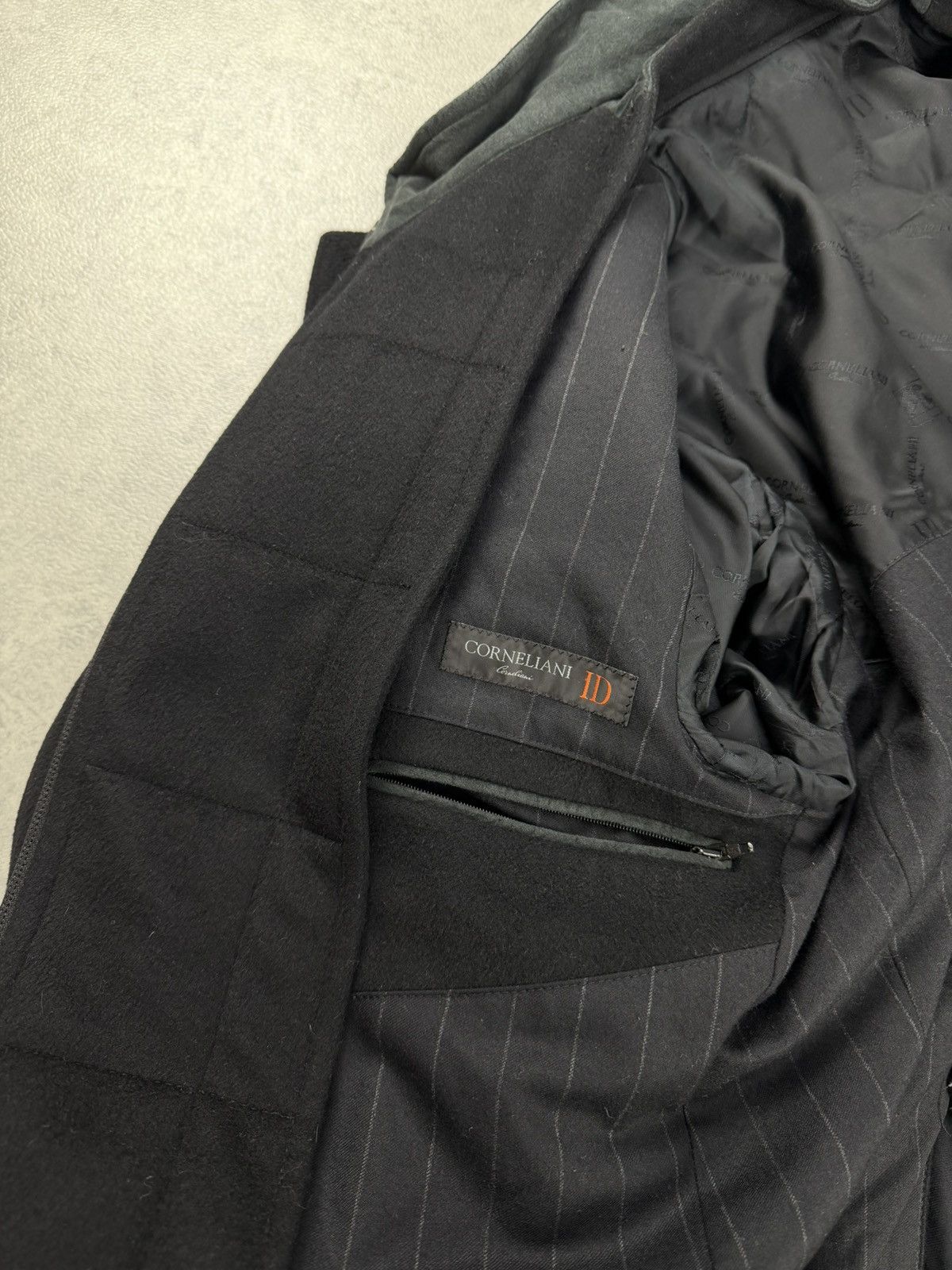 Corneliani Corneliani ID Men’s Wool Coat Jacket Black Size 48R Size US M / EU 48-50 / 2 - 9 Thumbnail