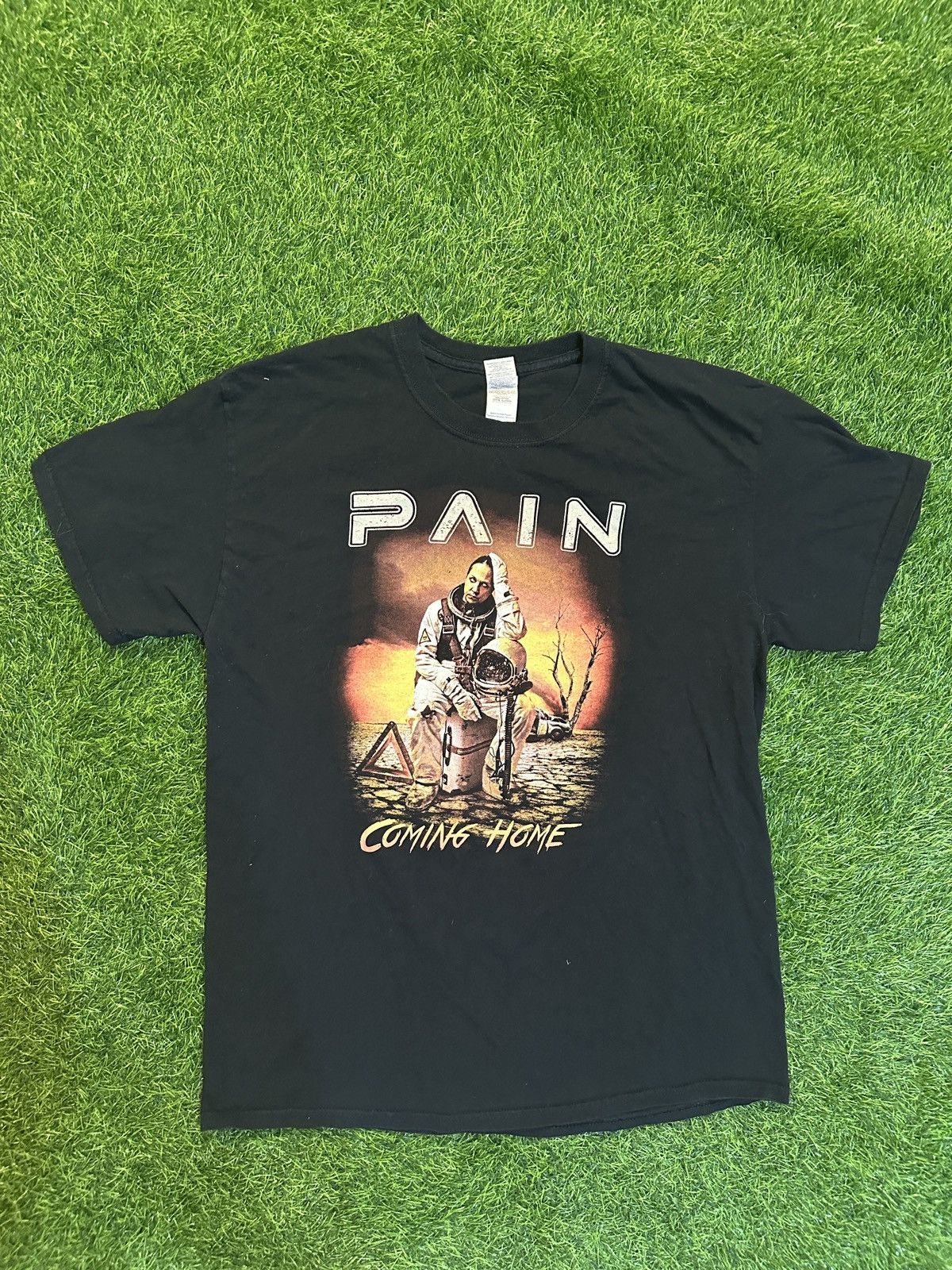 Band Tees Pain coming home 2017 tour tee shirt size L Size US L / EU 52-54 / 3 - 1 Thumbnail