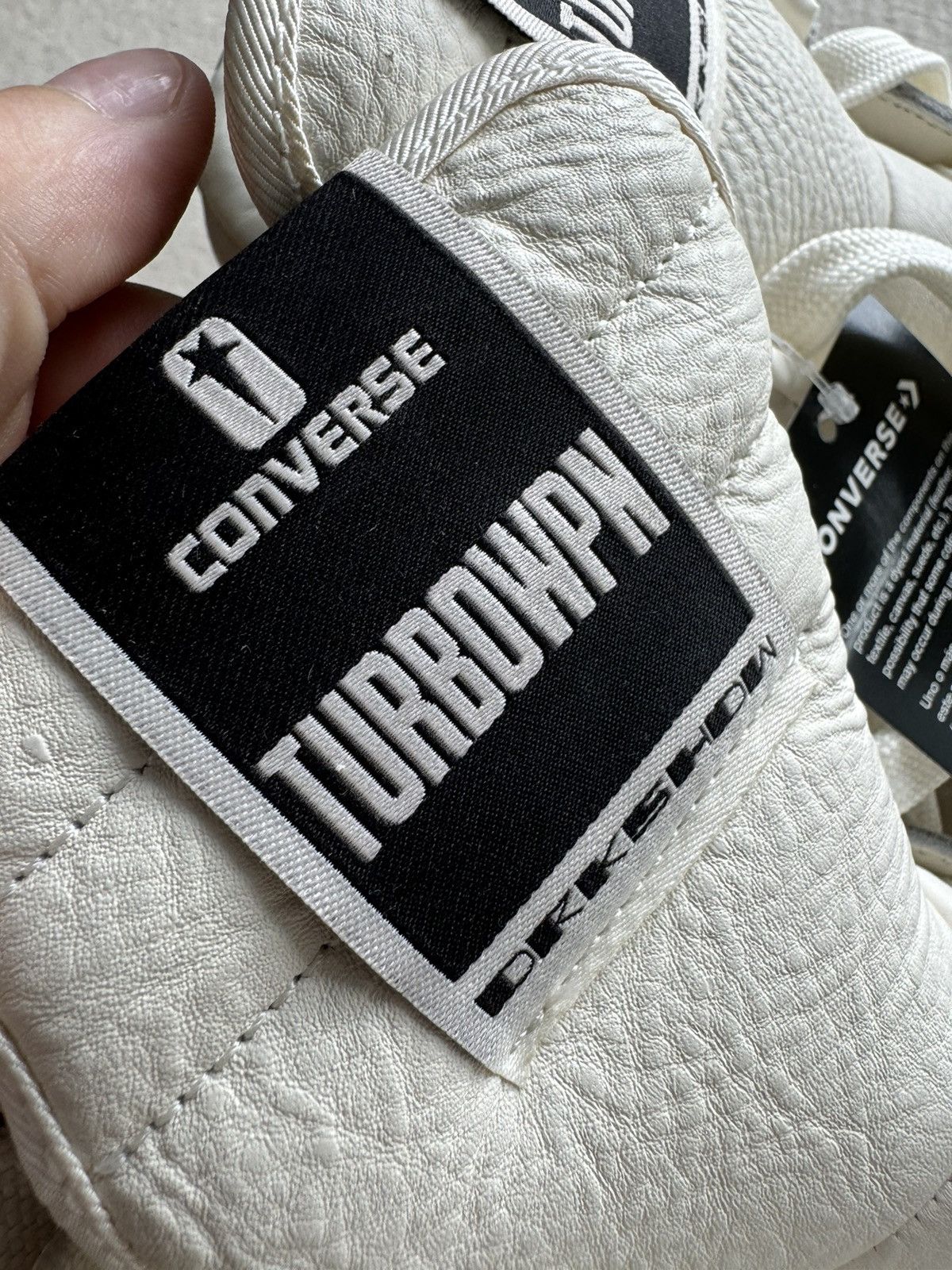 Converse × Rick Owens Drkshdw NEW | TURBOWPN DRKSHDW X CONVERSE WOMENS WHITE/MILK Size US 11 / IT 41 - 15 Thumbnail