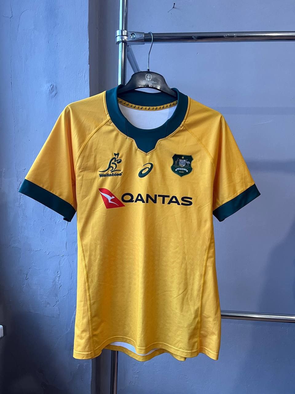 Asics 2021 AUSTRALIA WALLABIES TEAM RUGBY UNION HOME JERSEY SHIRT Size US XL / EU 56 / 4 - 3 Thumbnail