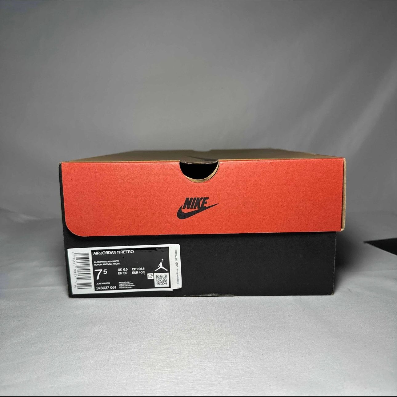 Jordan Brand × Nike Size 7.5 - Nike Air Jordan 11 Retro Bred 2019 Men's Shoes Size US 7.5 / EU 40-41 - 9 Thumbnail