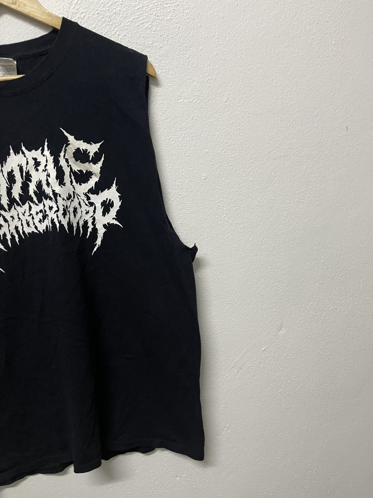Band Tees 2000s METAL BAND SLEEVELESS SHIRT RARE Size US L / EU 52-54 / 3 - 3 Thumbnail