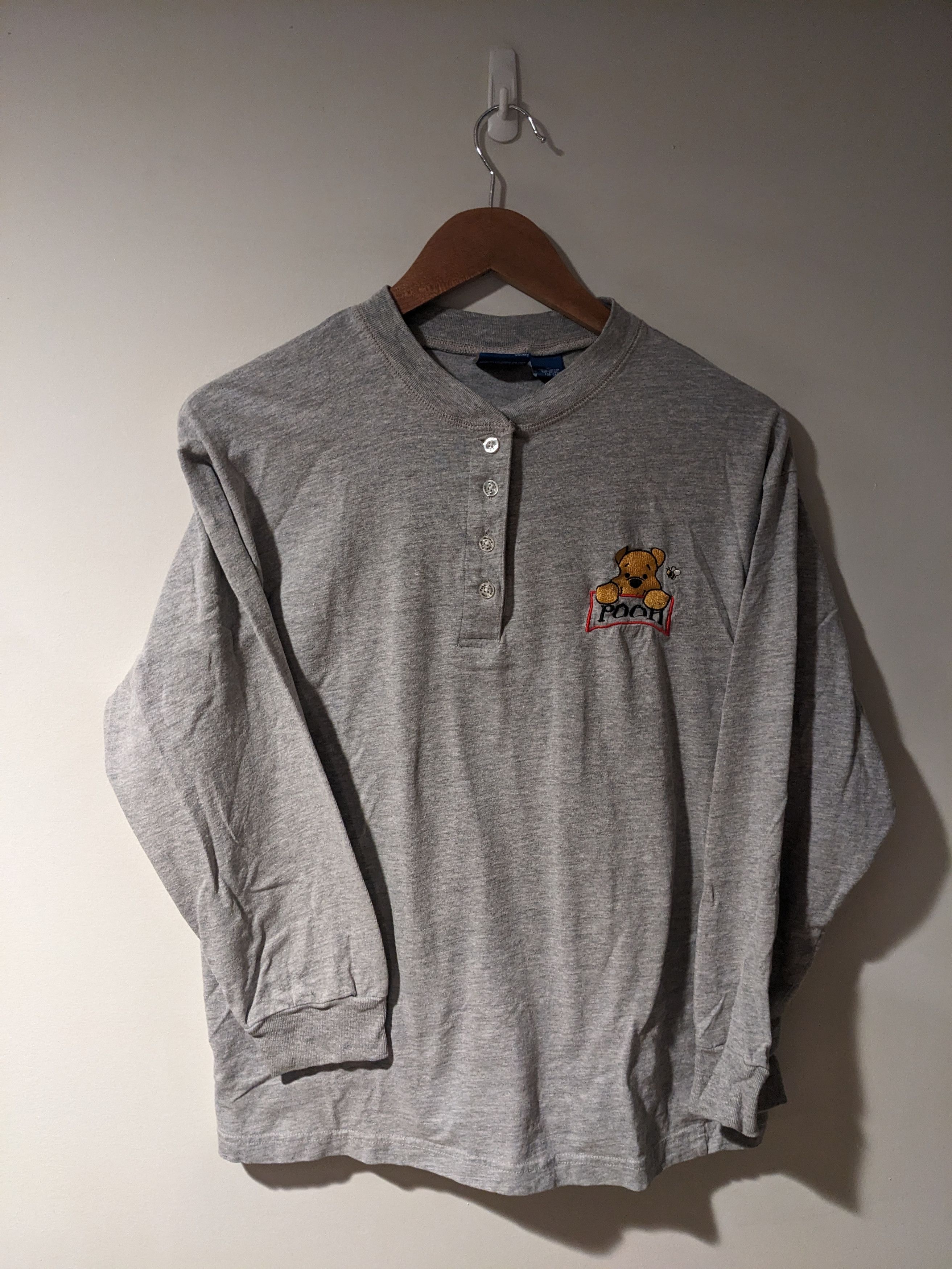 Disney × Vintage Vintage 90s Winnie the Pooh Henley Long-Sleeve T-Shirt Size US M / EU 48-50 / 2 - 1 Thumbnail
