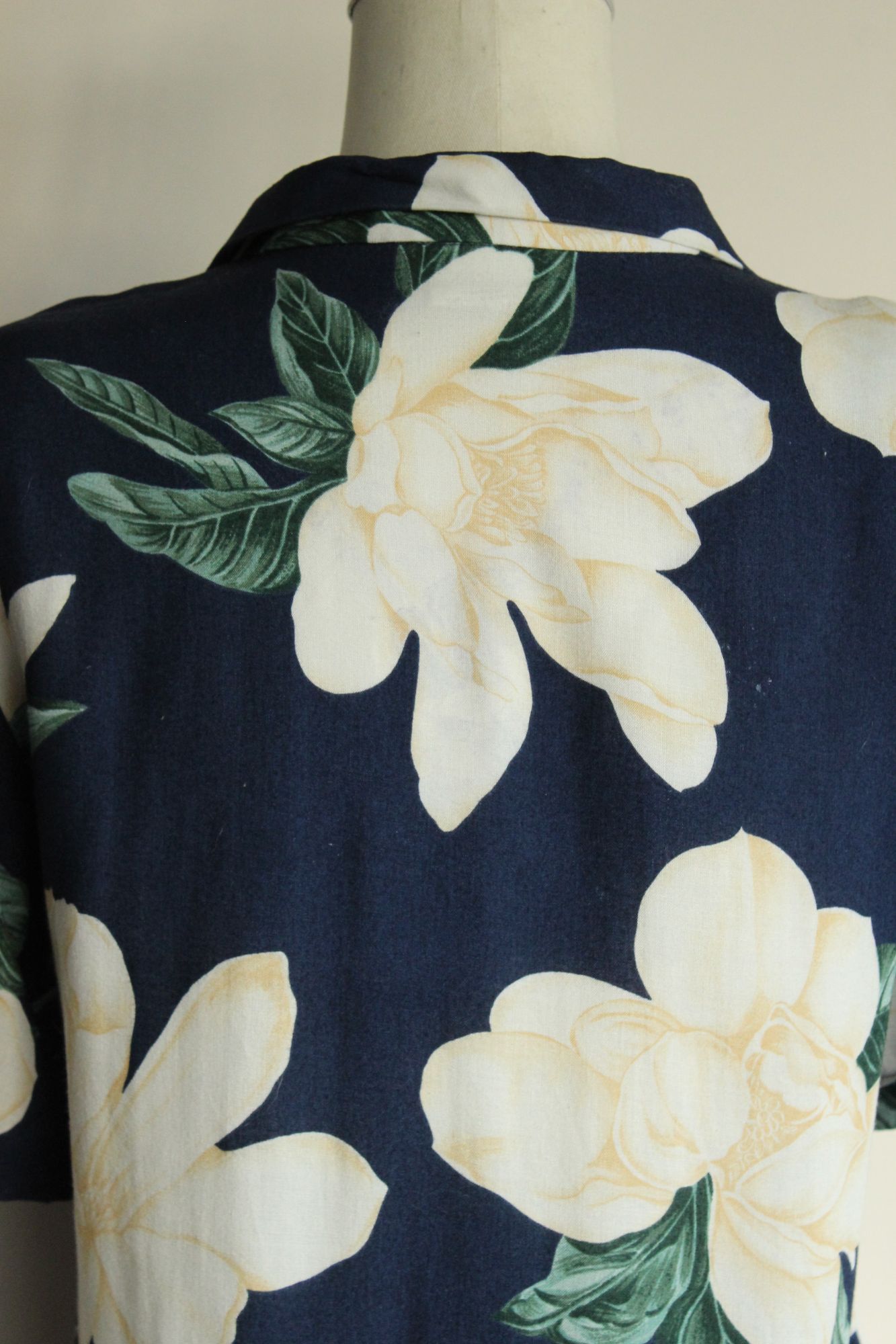 Other Sag Harbor Womens Shirt, Size Medium Button Down Hawaiian Pr Size M / US 6-8 / IT 42-44 - 11 Thumbnail