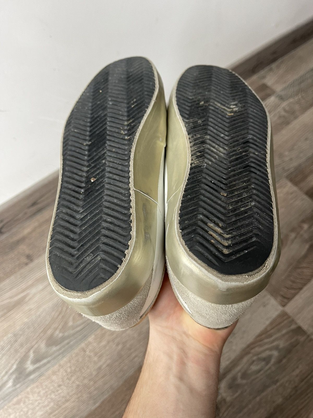 Golden Goose Golden Goose Super-Star Sneakers White Gold Glitter Star 39 Size US 9 / IT 39 - 8 Thumbnail