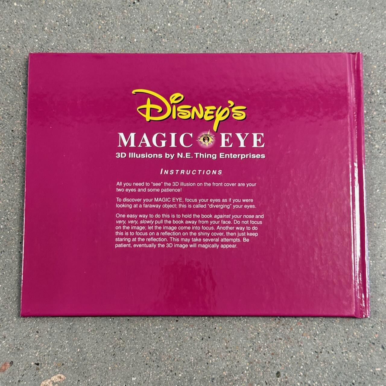 Disney Disney's Magic Eye: 3D Illusions 1st Printing Hardcover 1994 Size ONE SIZE - 3 Thumbnail