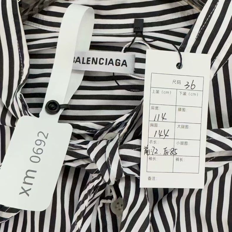 Balenciaga Balenciaga size 36 Striped Shirt with Letter Logo on Back Size M / US 6-8 / IT 42-44 - 2 Thumbnail