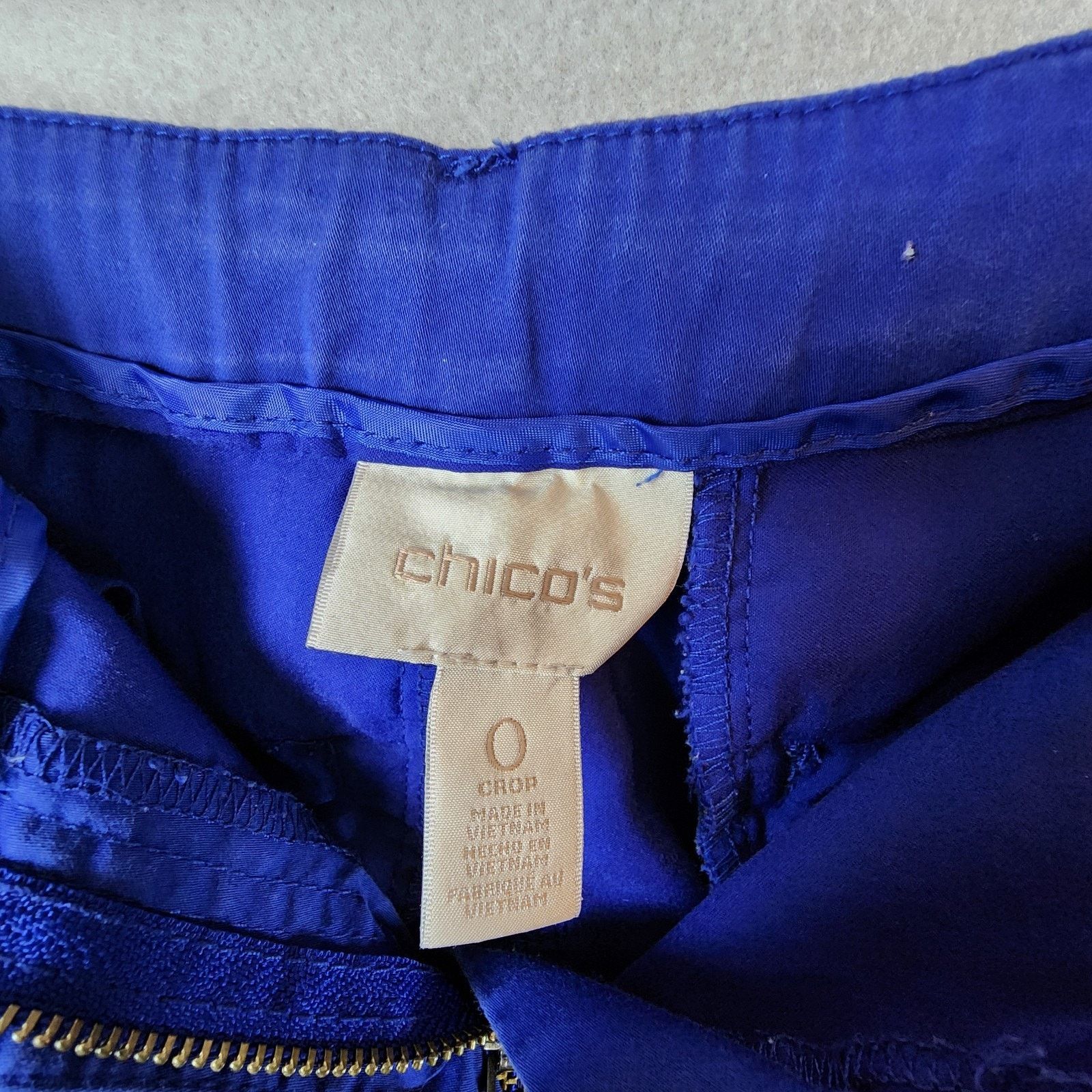 Chicos Chico’s Cargo Capri Pants Women Size 4 Blue Cotton Blend Size 27" / US 4 / IT 40 - 9 Thumbnail