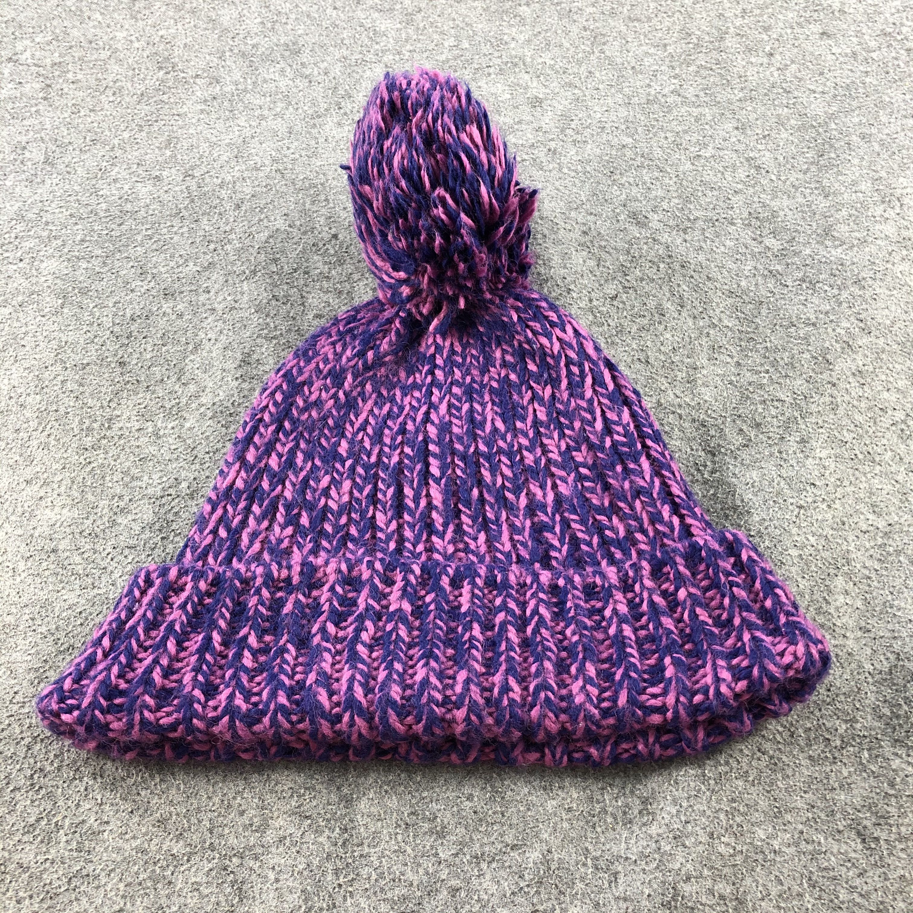 Japanese Brand Uniqlo Purple Bobble Beanie Snowcap Snow Hat B487 Size ONE SIZE - 3 Thumbnail