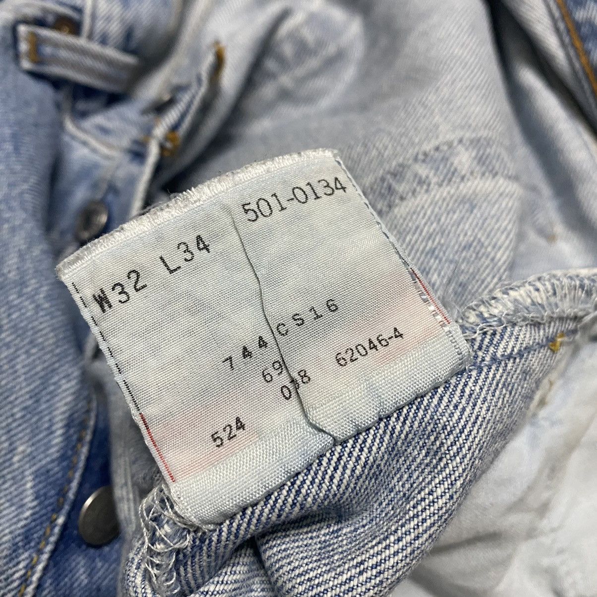 Levi's Vintage 90s Levis 501 Lightwash Jeans Nice Faded Jeans Size US 32 / EU 48 - 19 Thumbnail