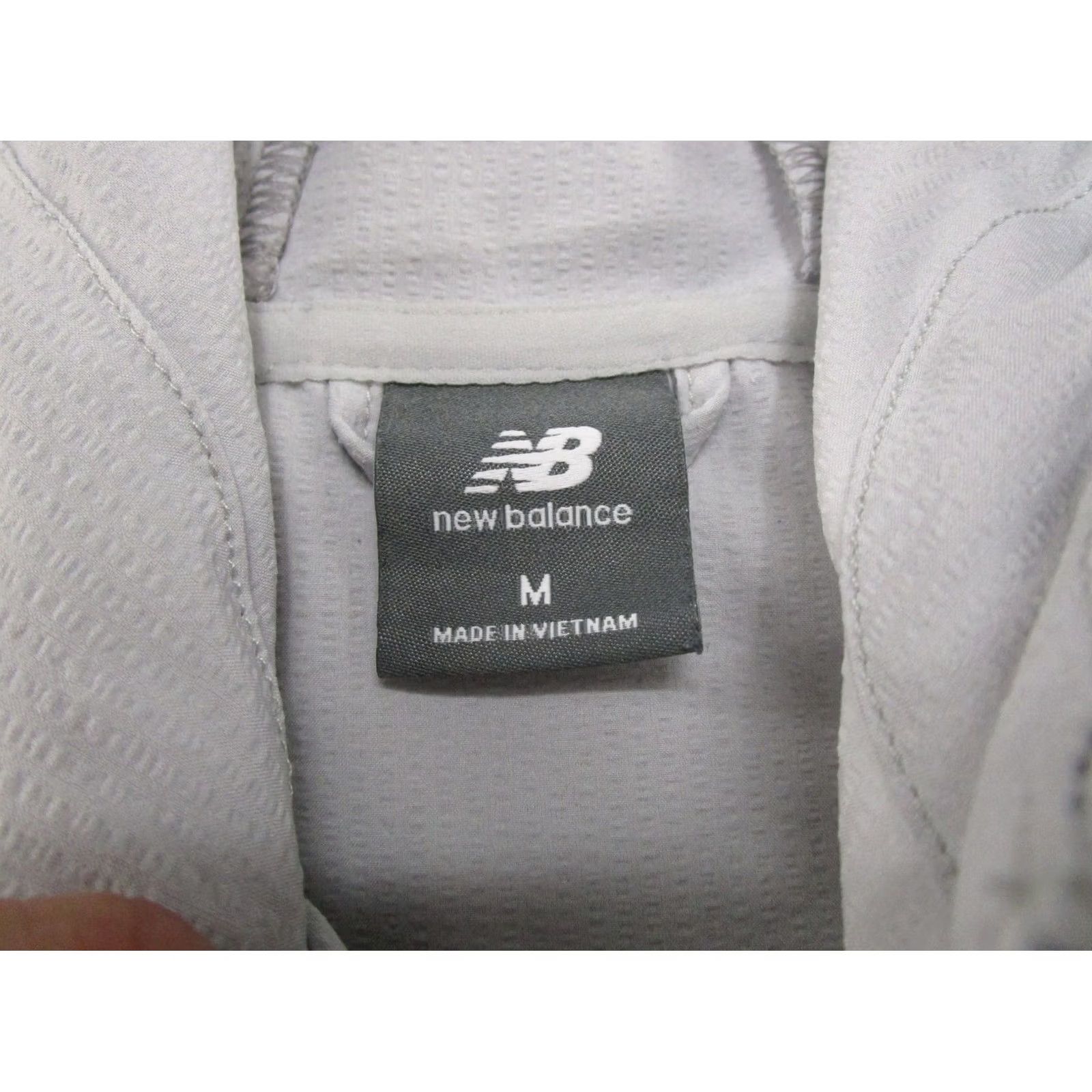 New Balance New Balance Womens Zip Up Hooded Jacket M Running Activewear White Polyester Jacket Womens Size M / US 6-8 / IT 42-44 - 2 Thumbnail