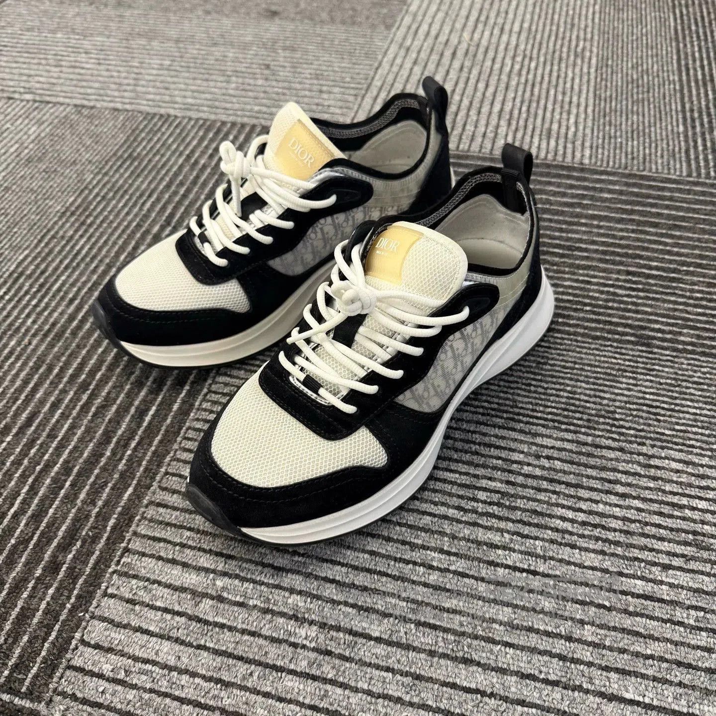 Dior Multi Color Low Top Sneakers Size 7. Size US 7 / EU 40 - 1 Thumbnail