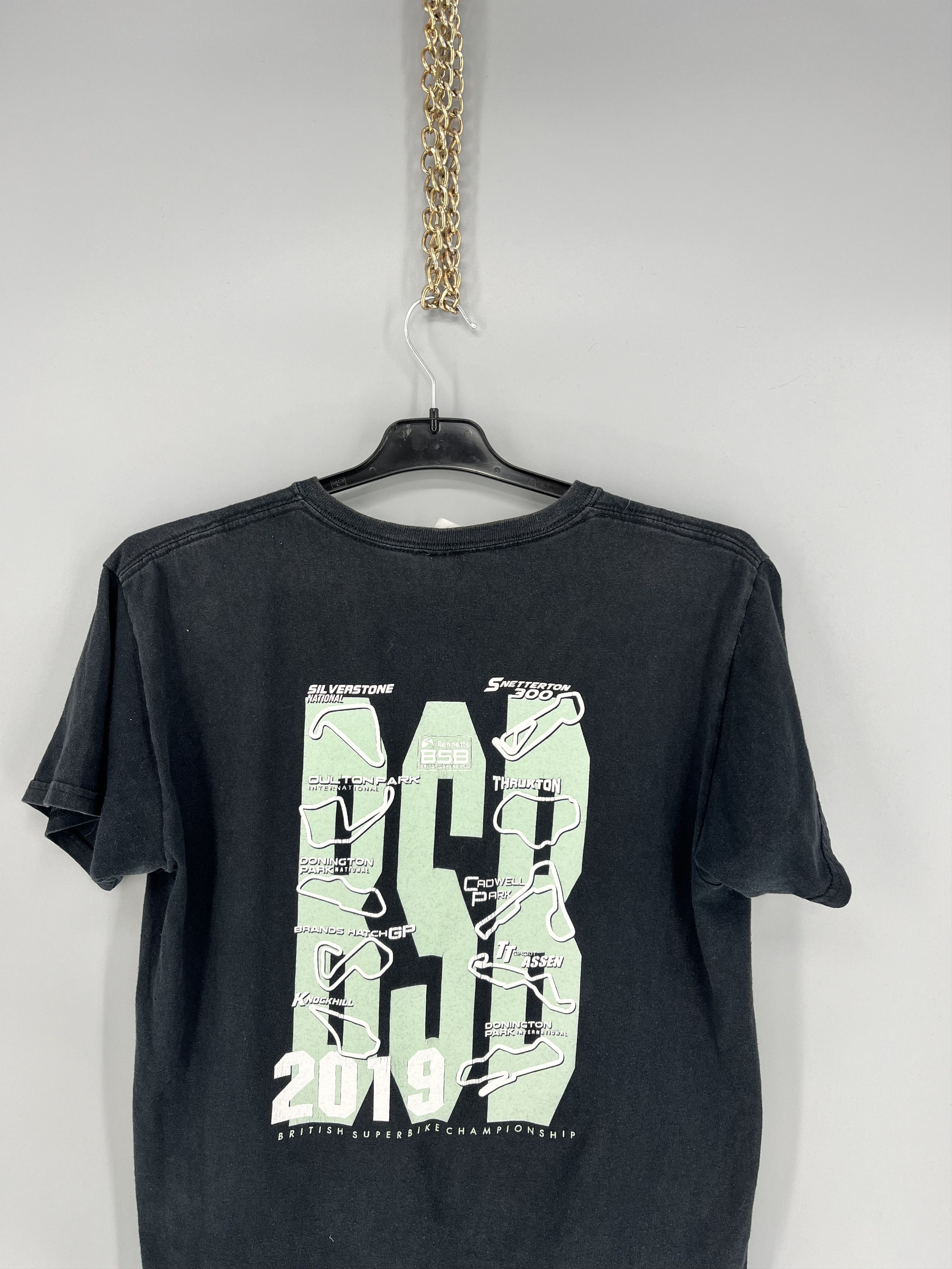 Vintage Vintage BSB British Superbike Faded T-Shirt Y2k Suzuki M617 Size US XL / EU 56 / 4 - 11 Thumbnail