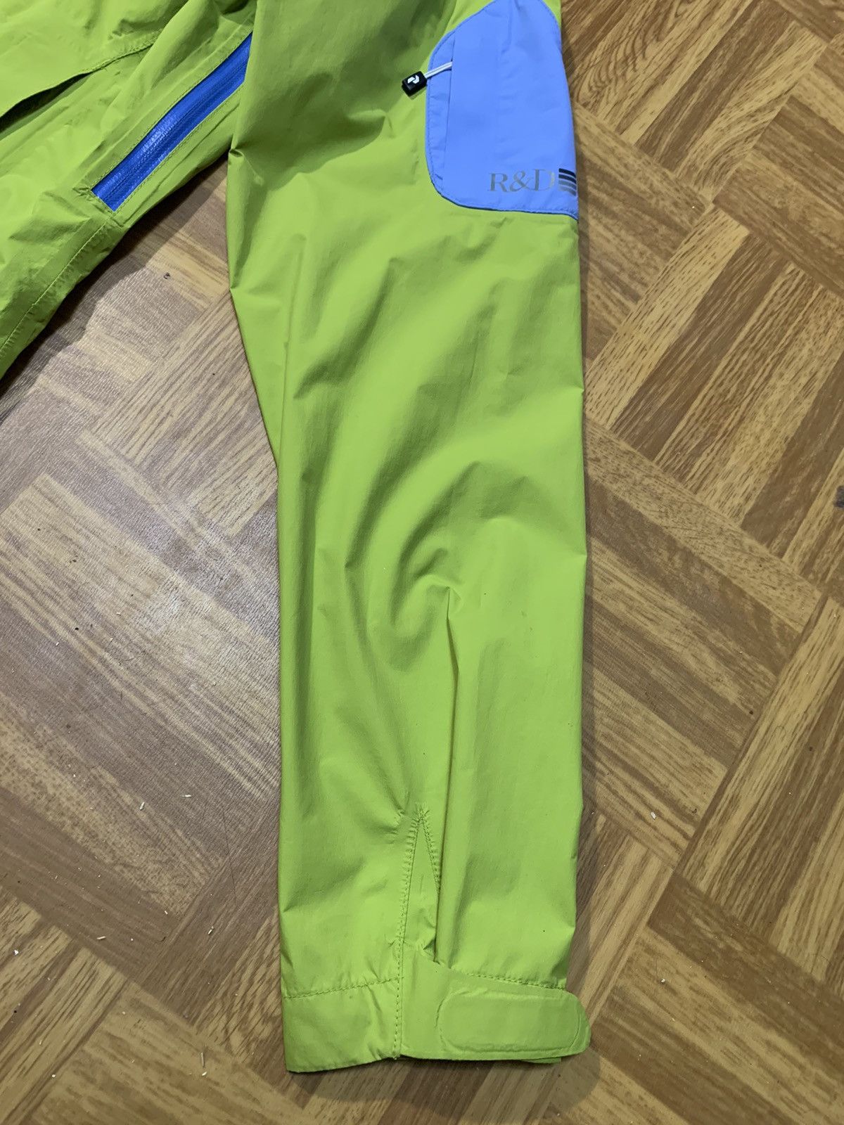 Peak Performance Peak performance gore Tex women jacket Size L / US 10 / IT 46 - 12 Thumbnail