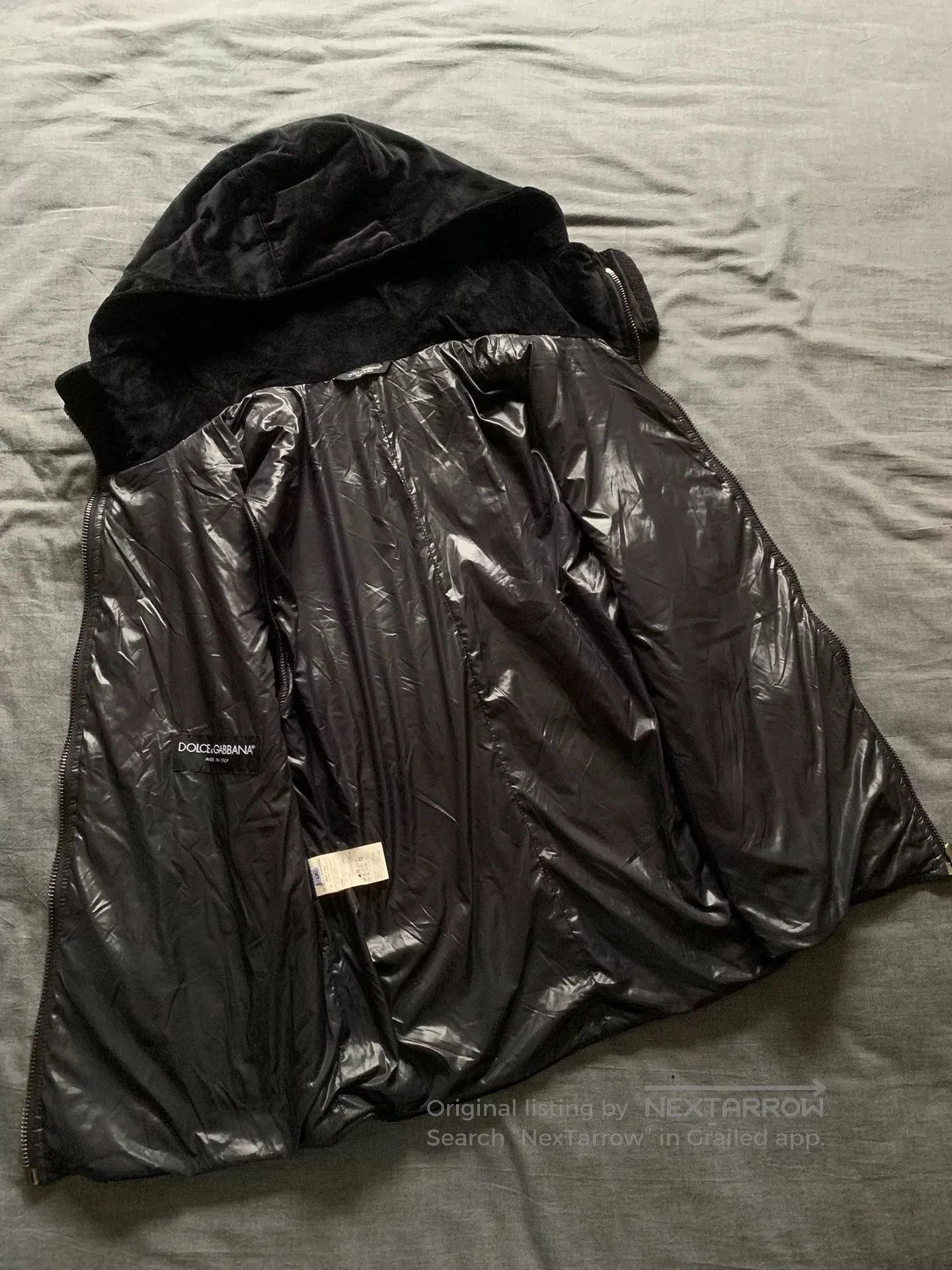 Dolce & Gabbana Dolce & Gabbana Velvet Hooded Vest. Size US M / EU 48-50 / 2 - 5 Thumbnail