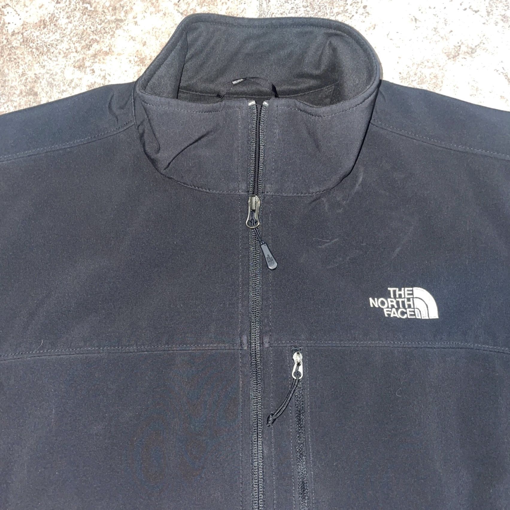 The North Face The North Face Black Softshell Jacket Full Zip Windbreaker Mens XL Embroidered Size US XL / EU 56 / 4 - 3 Thumbnail