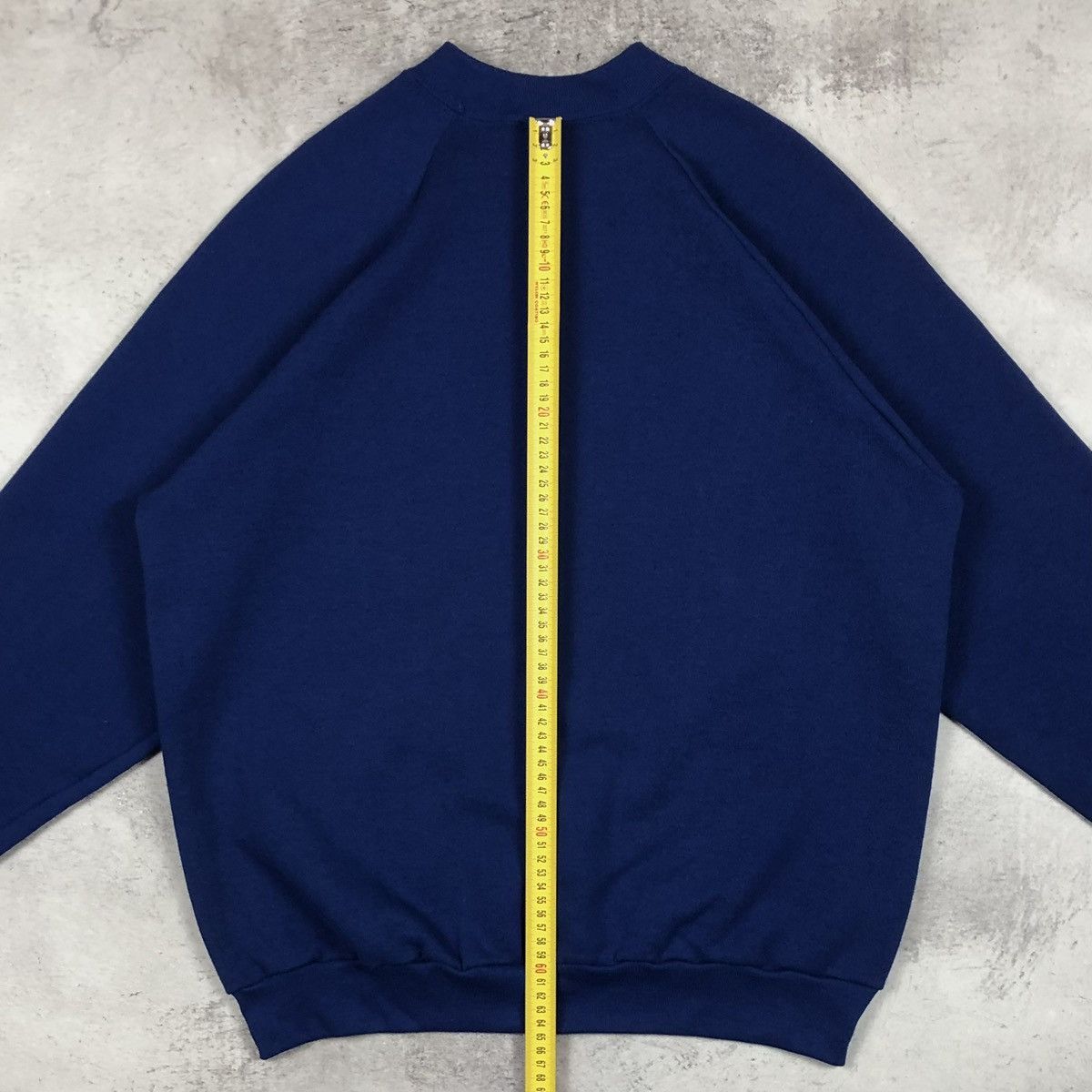 Fruit Of The Loom Vintage 90s Fruit of the Loom Sweatshirt Size US XL / EU 56 / 4 - 16 Thumbnail
