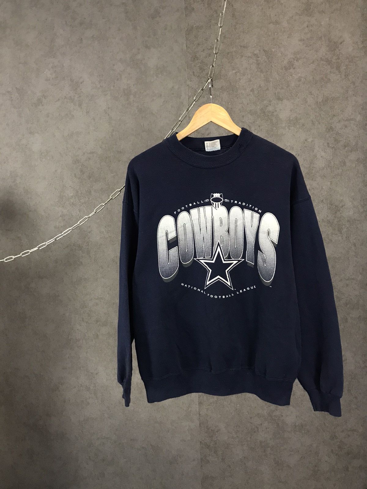 NFL NFL Cowboys vintage made in USA sweatshirt Size US XL / EU 56 / 4 - 1 Thumbnail