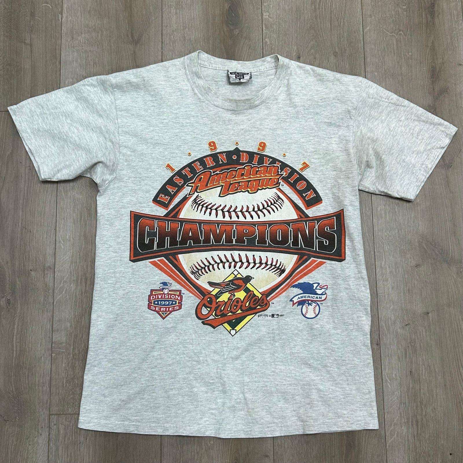 Vintage Vintage 1997 Orioles Champions MLB Tee T Shirt Size Large L Size US L / EU 52-54 / 3 - 1 Thumbnail