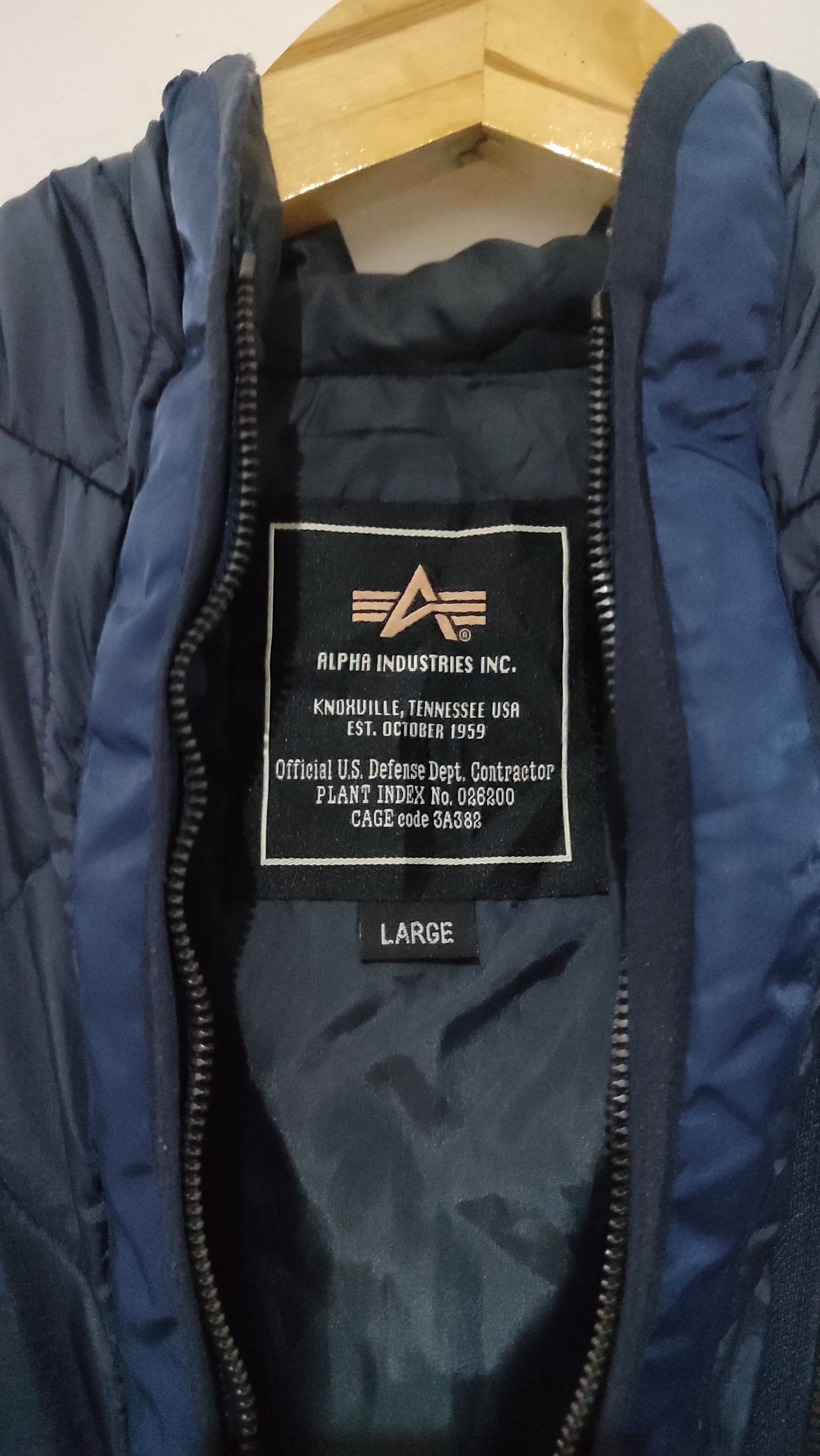 Alpha Industries Alpha industries quilted jacket Size US L / EU 52-54 / 3 - 3 Thumbnail