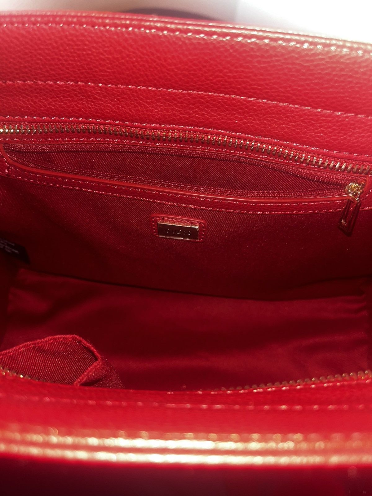 Coach × Gucci × Guess Red Guess Handle Bag w Shoulder Strap Size ONE SIZE - 9 Thumbnail