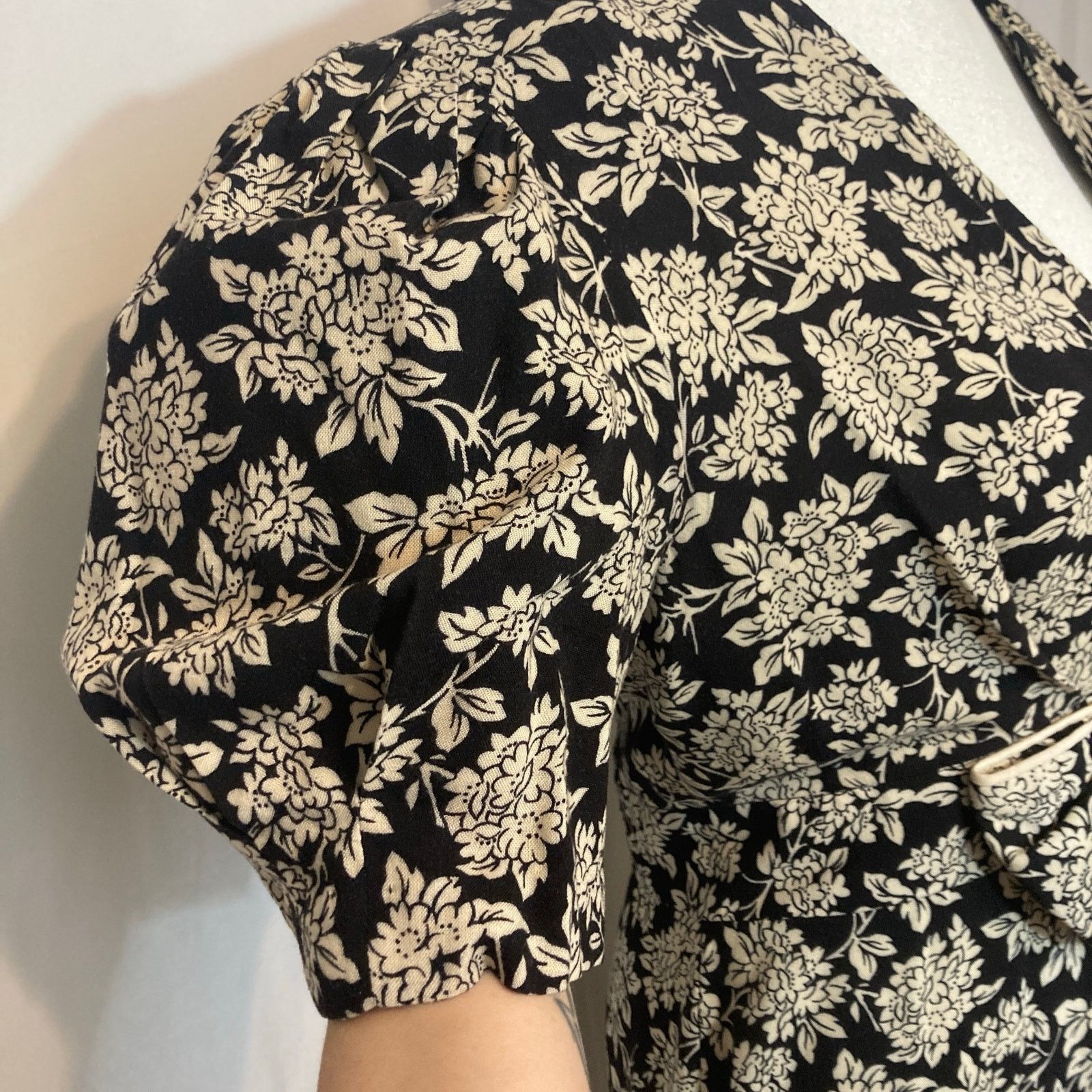 Other Jane Singer Black Ivory Floral Shoulder Pads Bow Midi Dress Size L / US 10 / IT 46 - 6 Thumbnail