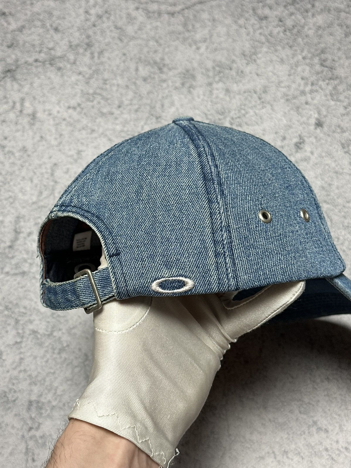 Oakley Vintage Oakley Metal Logo Denim Cap Size ONE SIZE - 10 Thumbnail