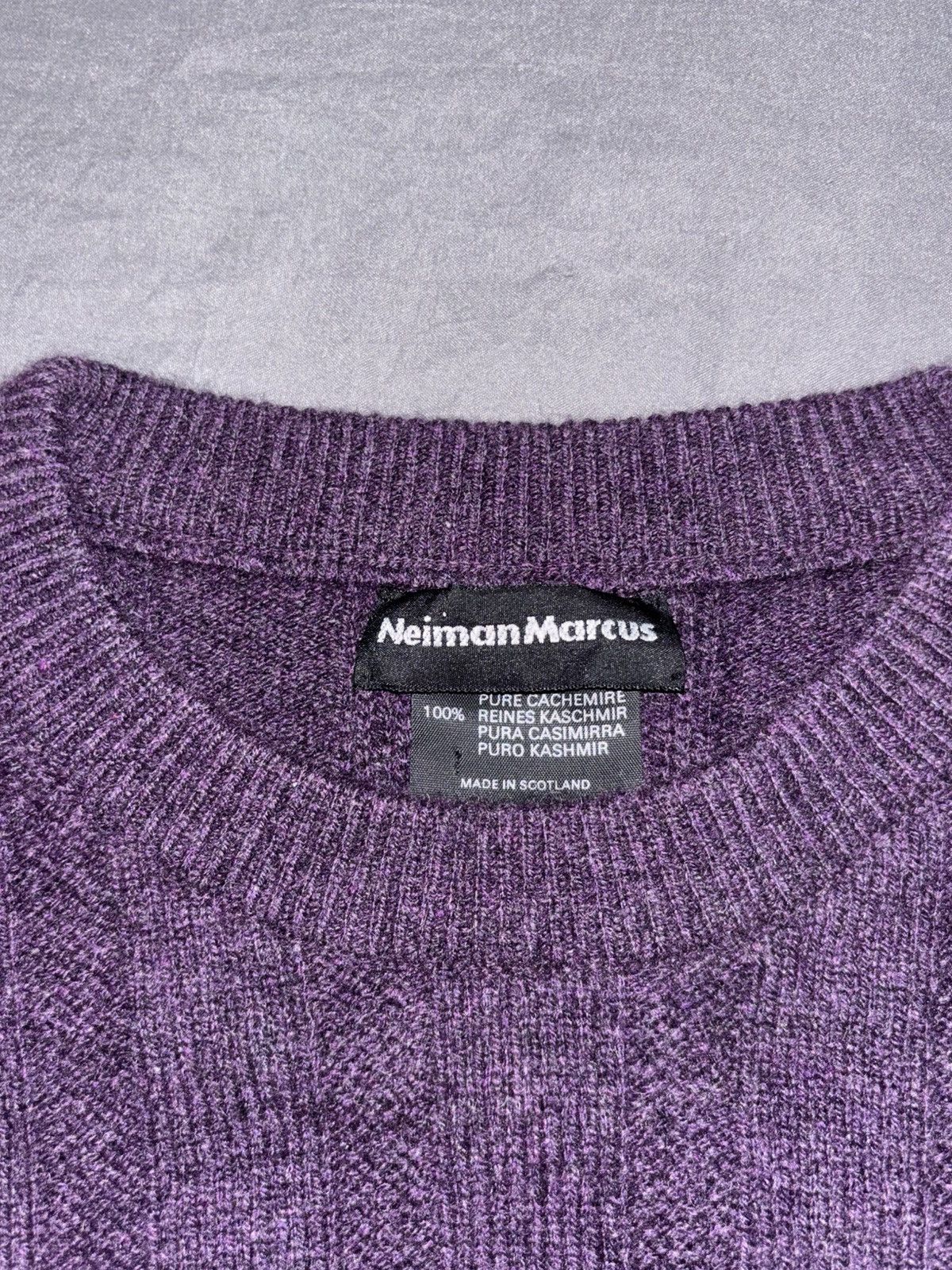 Neiman Marcus Purple Neiman Marcus 100% Cashmere Sweater Size US L / EU 52-54 / 3 - 4 Thumbnail