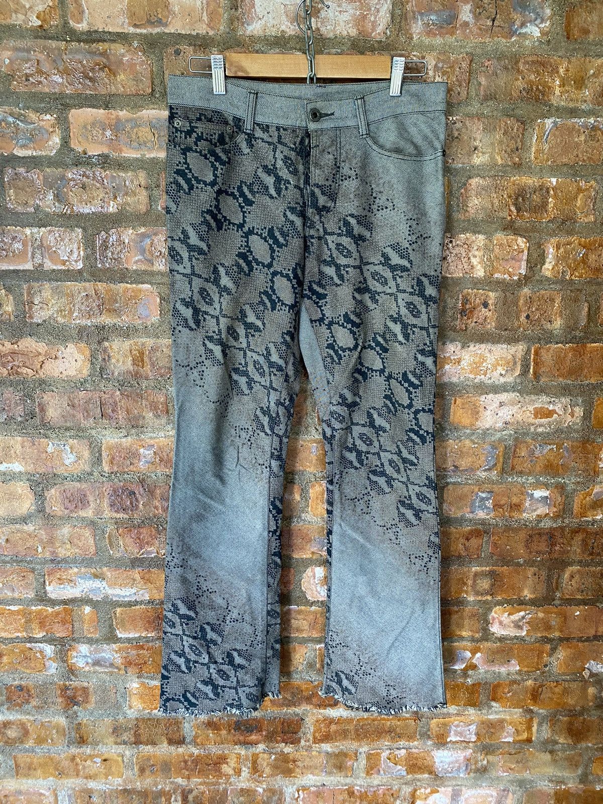 5351 POUR LES HOMMES 2000s 5351 pour homme gradian snake flare Size US 31 - 2 Thumbnail